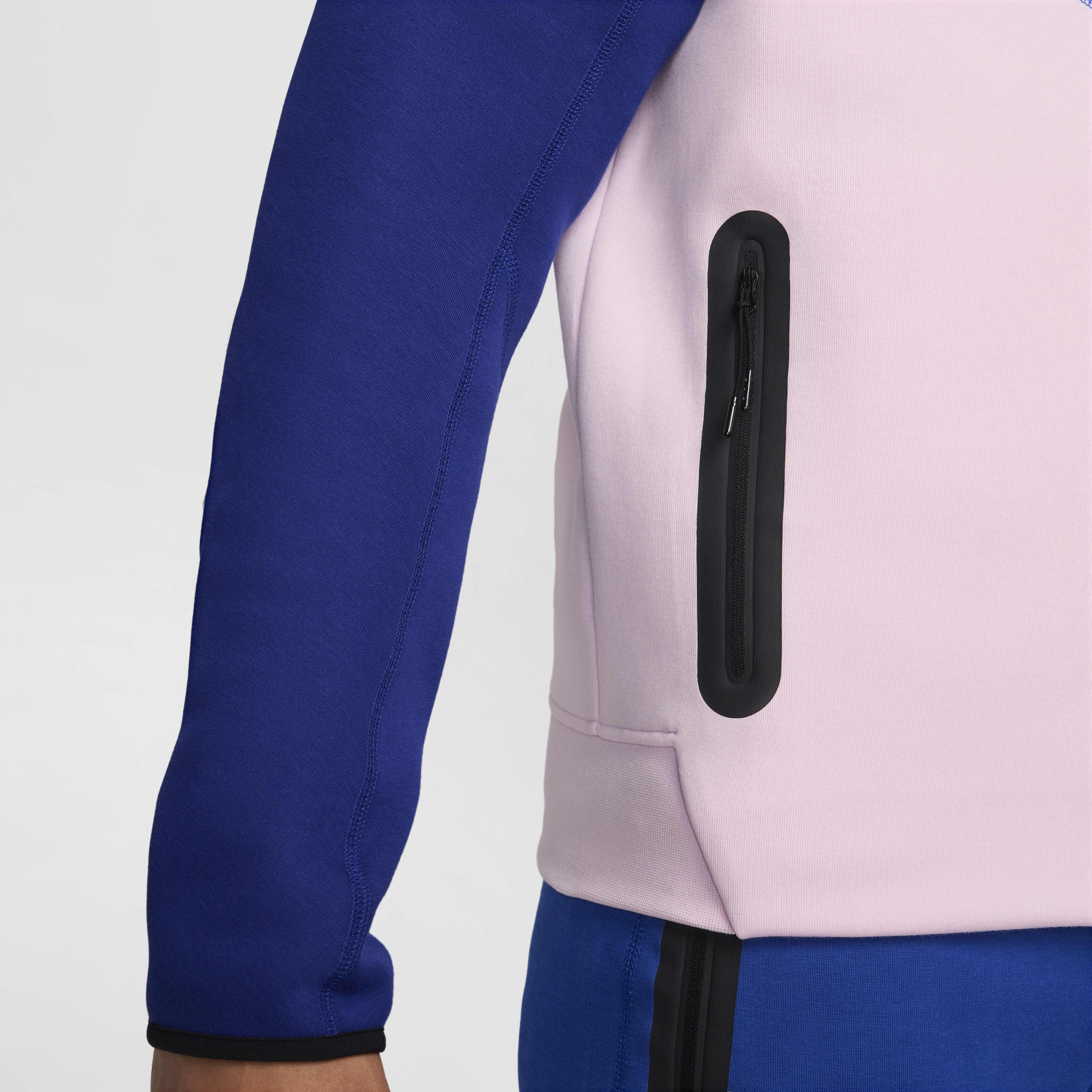 نايكي سبورتسوير تك فليس ويندرانر image number 5