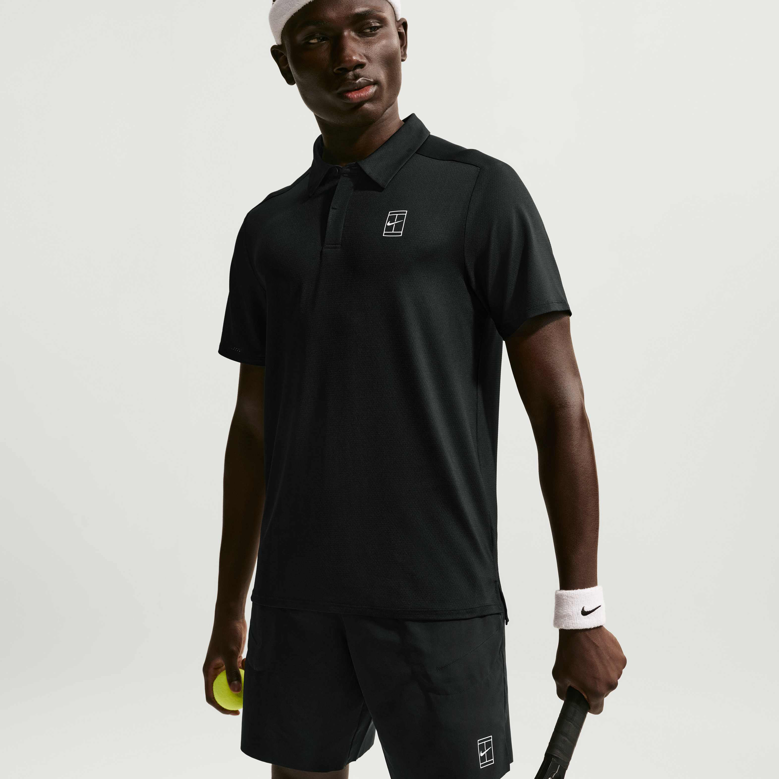 NikeCourt Advantage image number 2