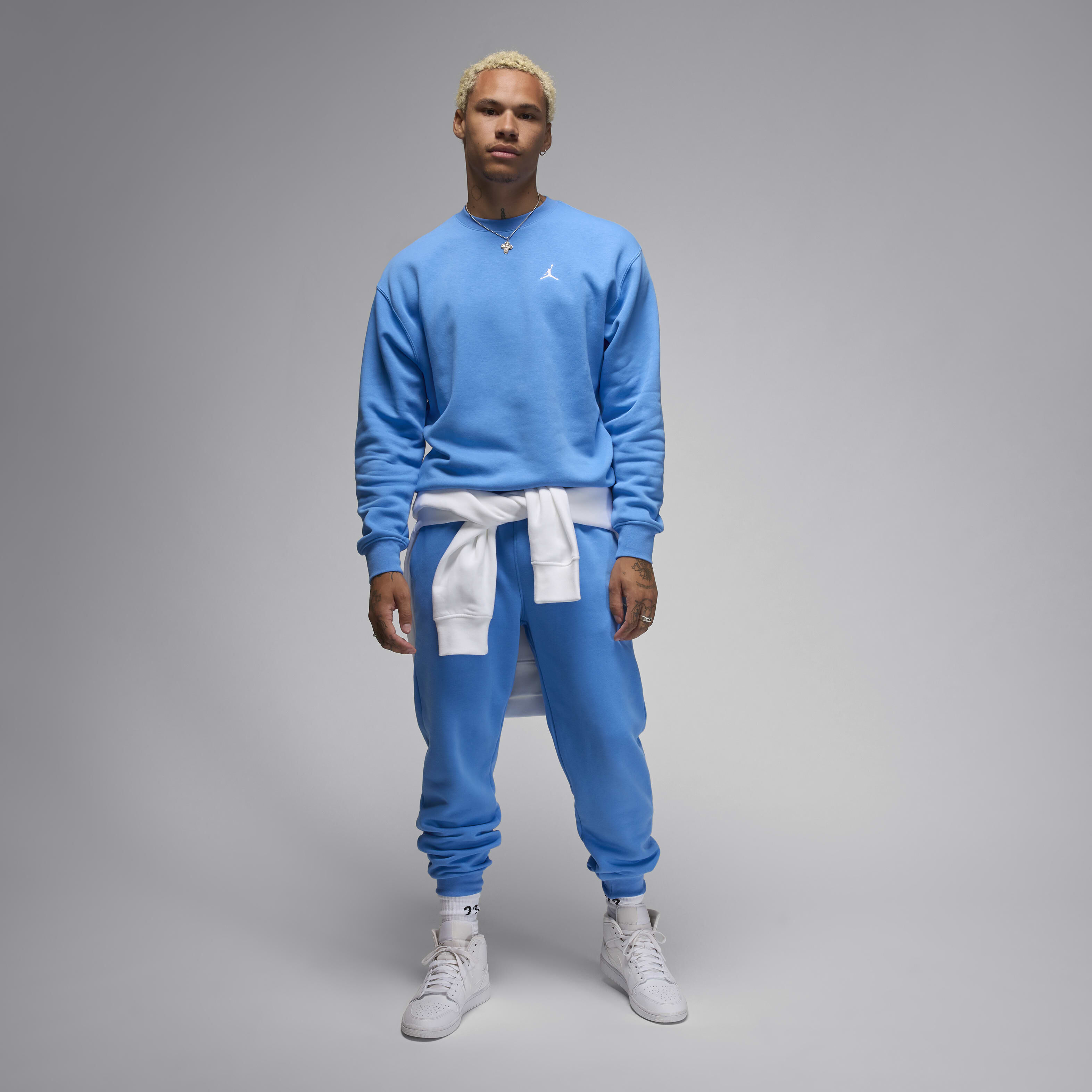★★Nike★★ Jordan Brooklyn Fleece Crewneck Sweatshirt M Bl Jordan Brooklyn Fleece Women's Crew-Neck Sweatshirt. Nike.com