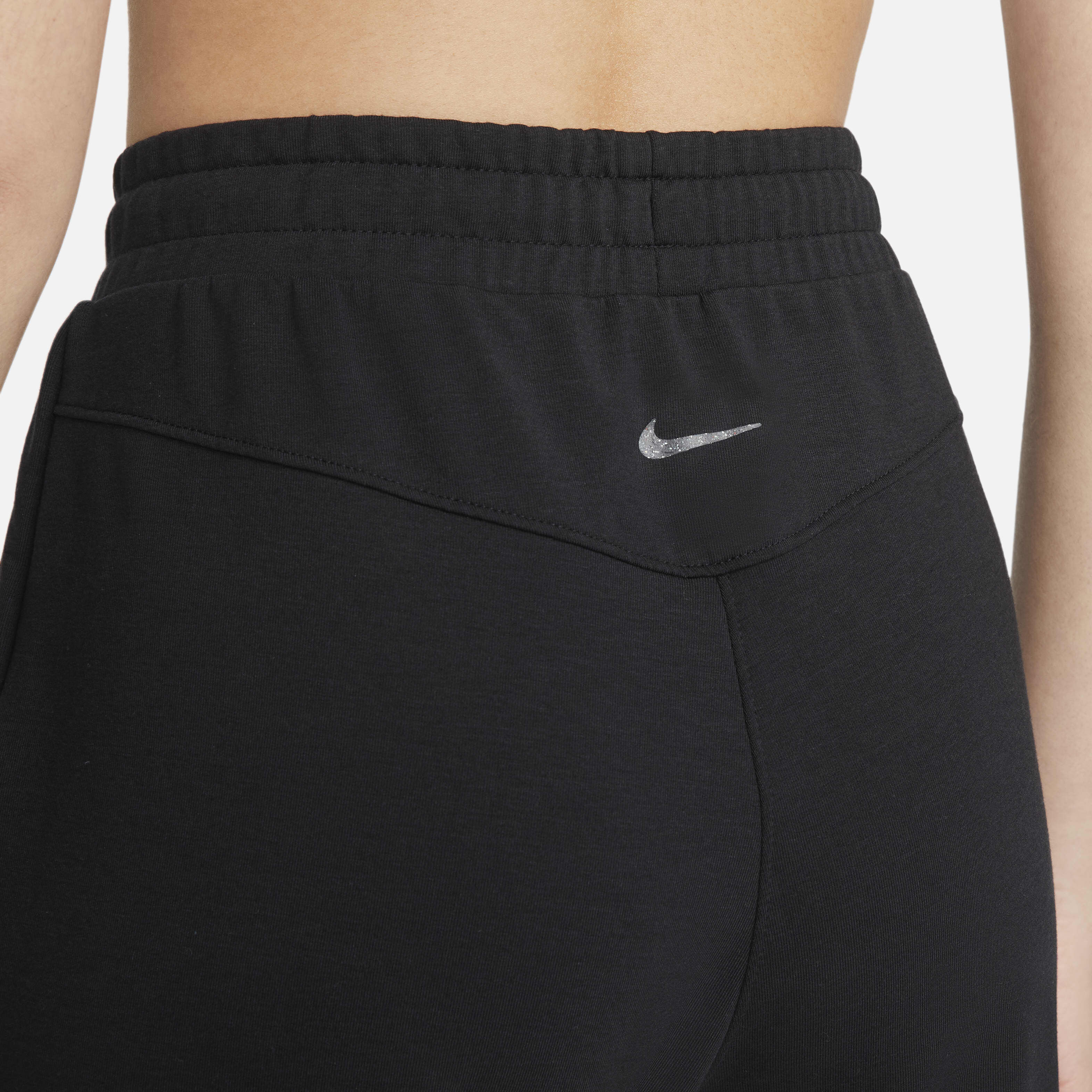 Nike Yoga Dri-FIT image number 3
