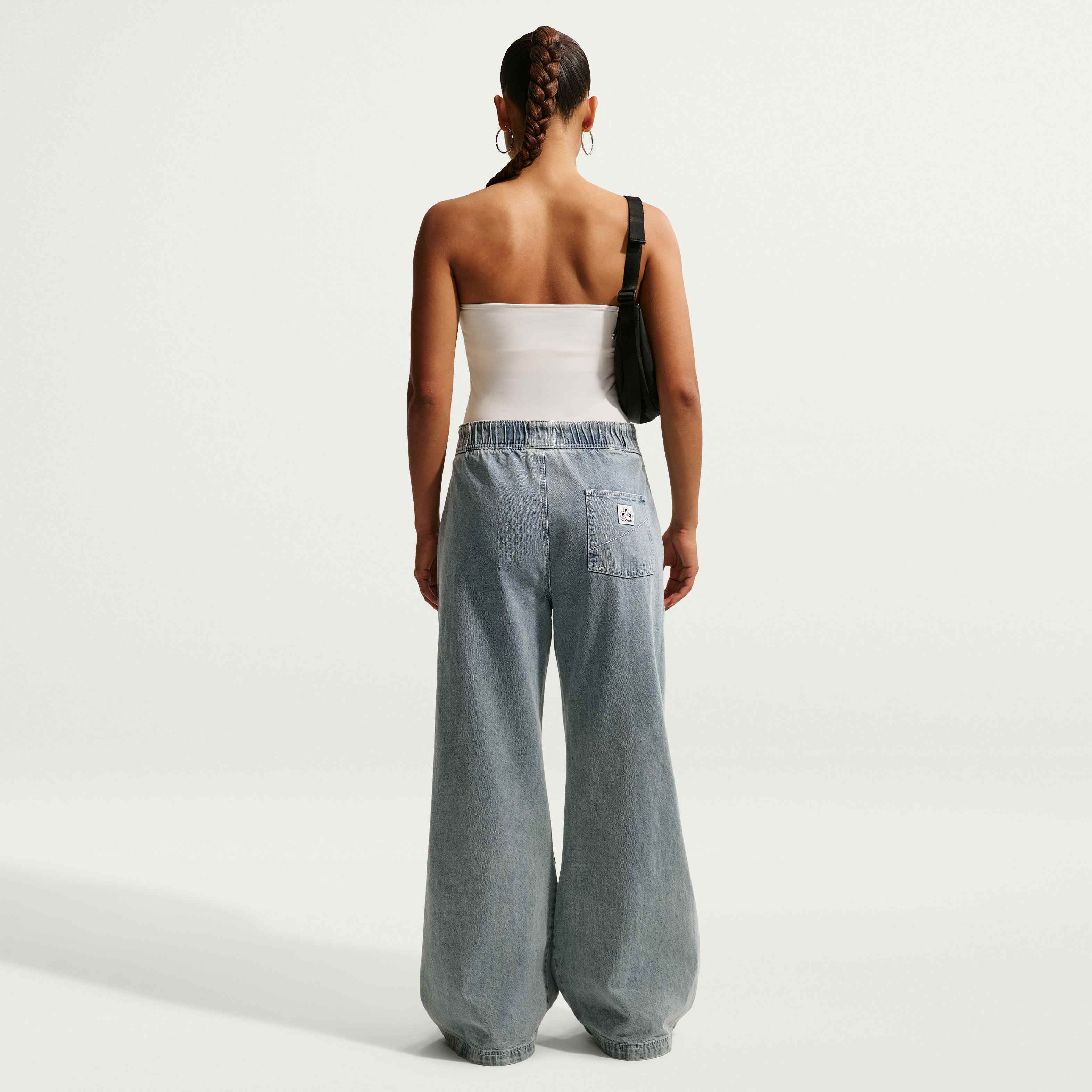 نايكي سبورتسوير image number 4