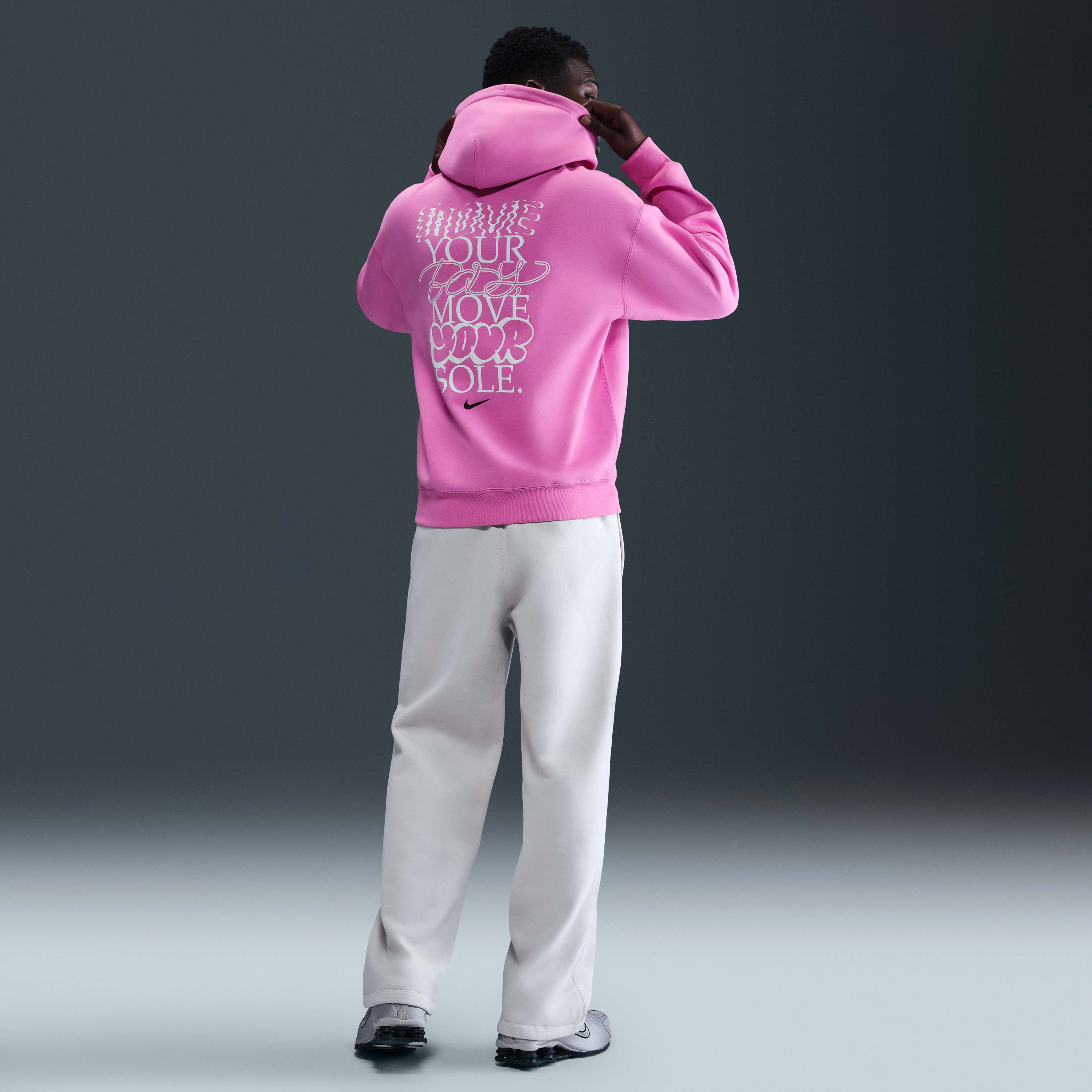 Nike Solo Swoosh image number 4