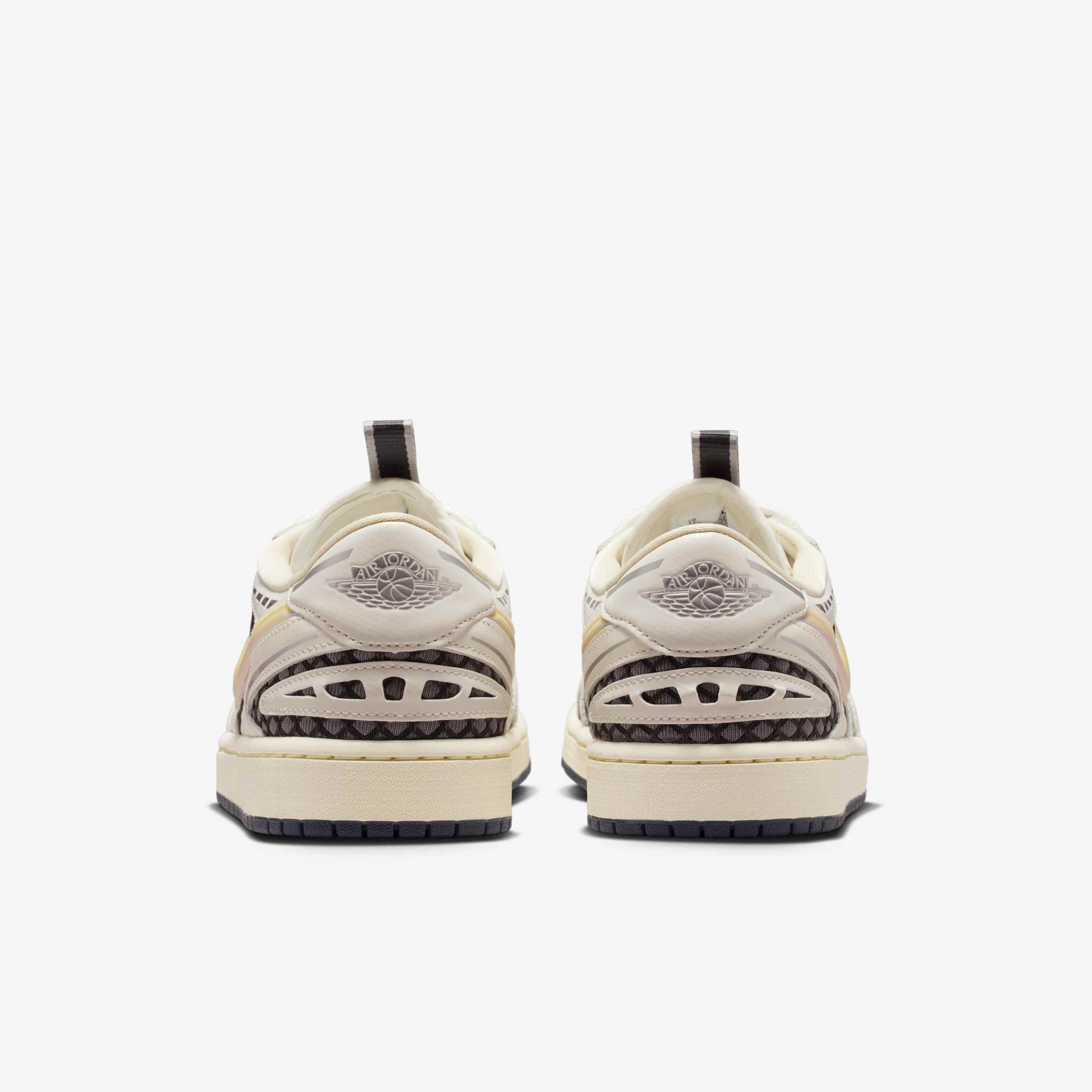 Air Jordan 1 Low Method of Make image number 5