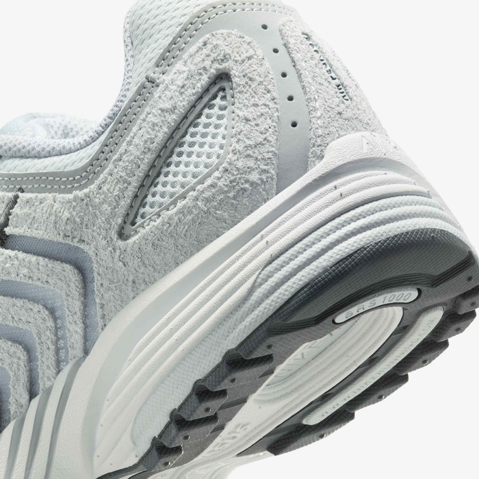 نايكي اير بيجاسوس 2005 image number 7 نايكي اير بيجاسوس 2005 image number 7