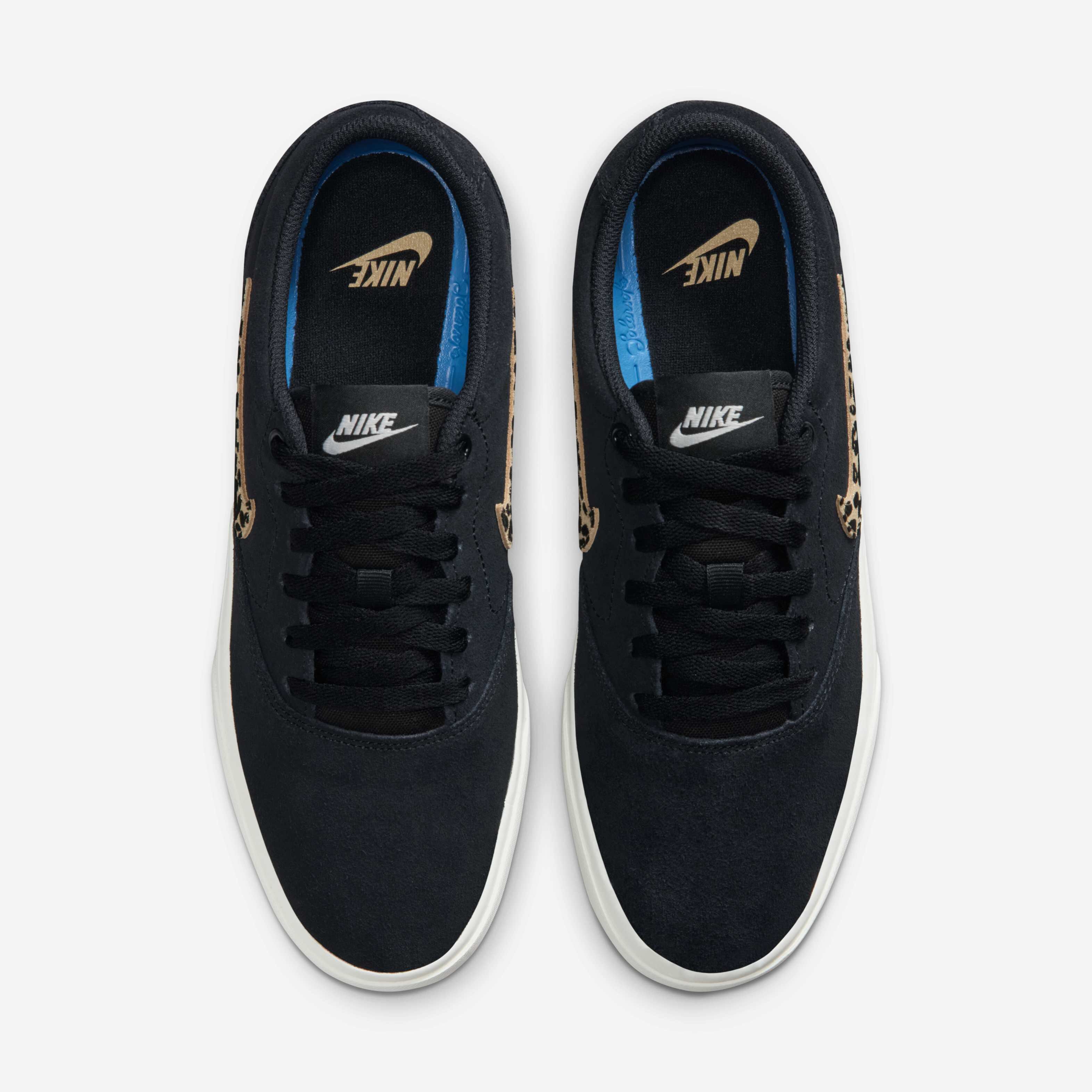 Nike Charge Suede SE image number 3