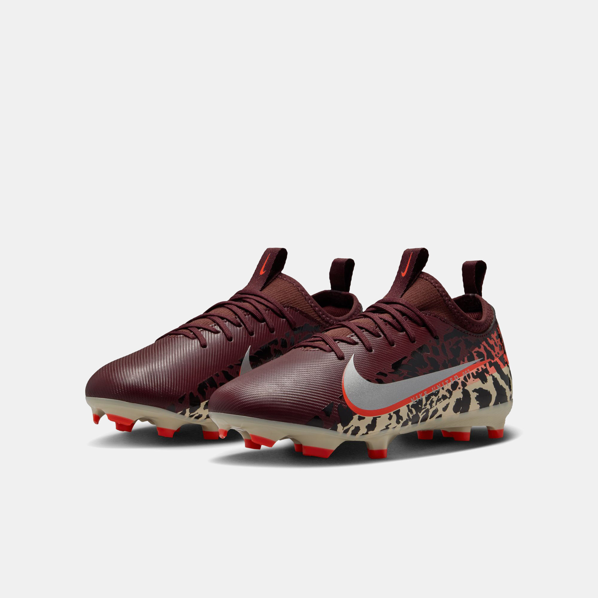 Nike United Jr. Mercurial Vapor 16 Academy image number 2