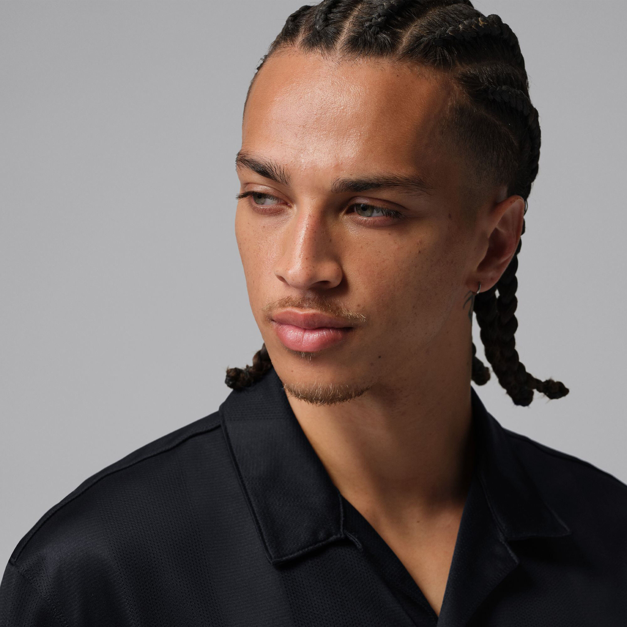 Jordan Brooklyn image number 2