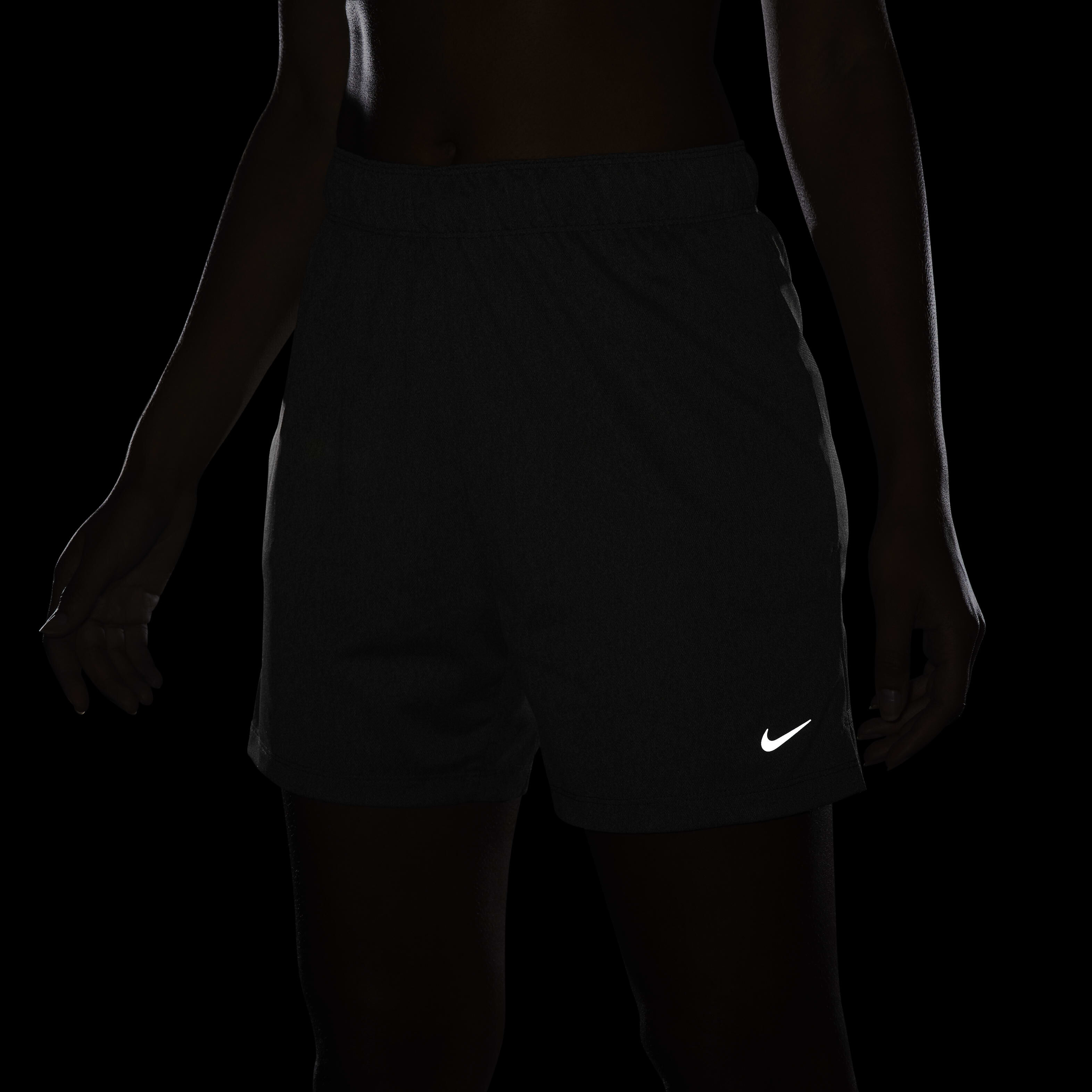 Nike Attack image number 6