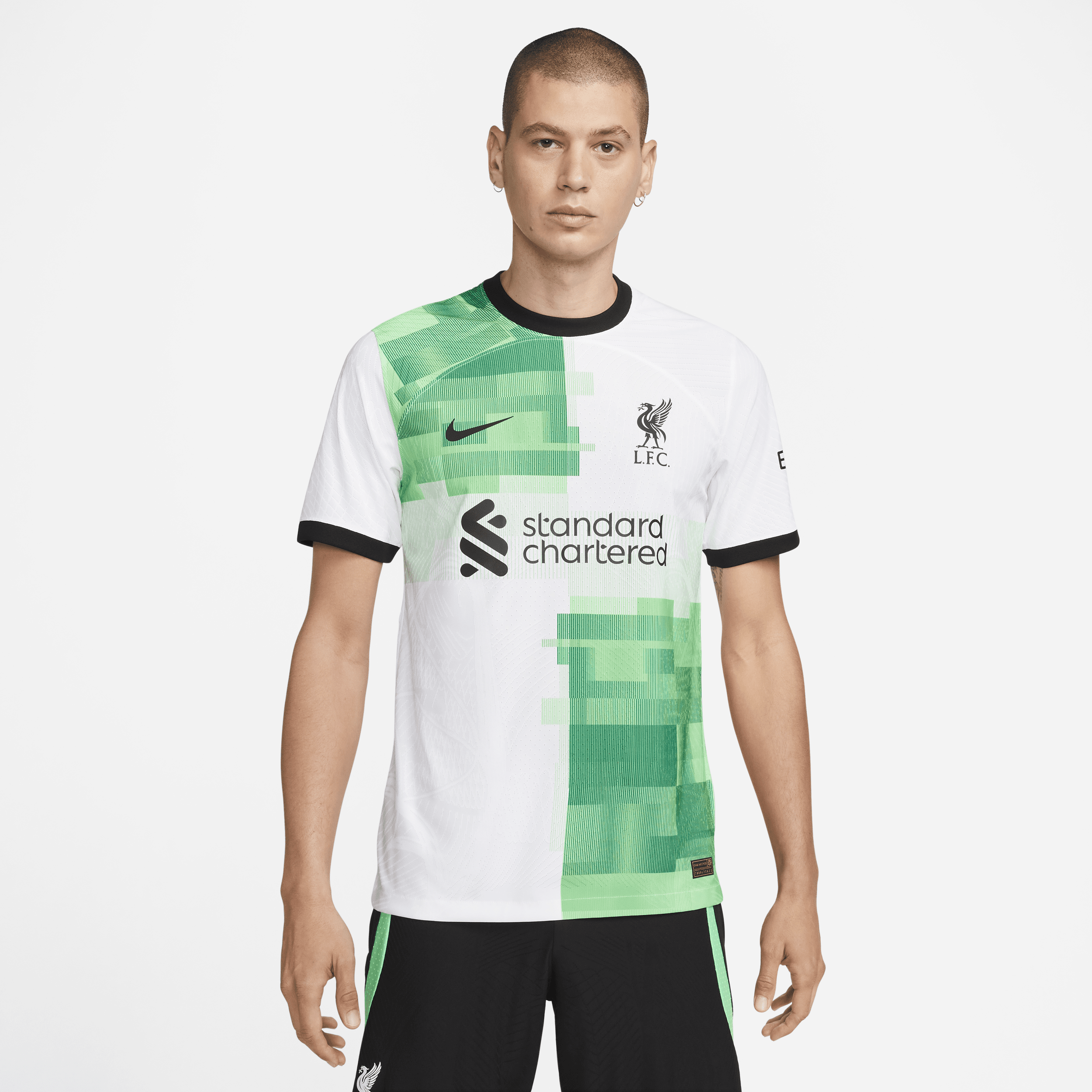 liverpool new football kit