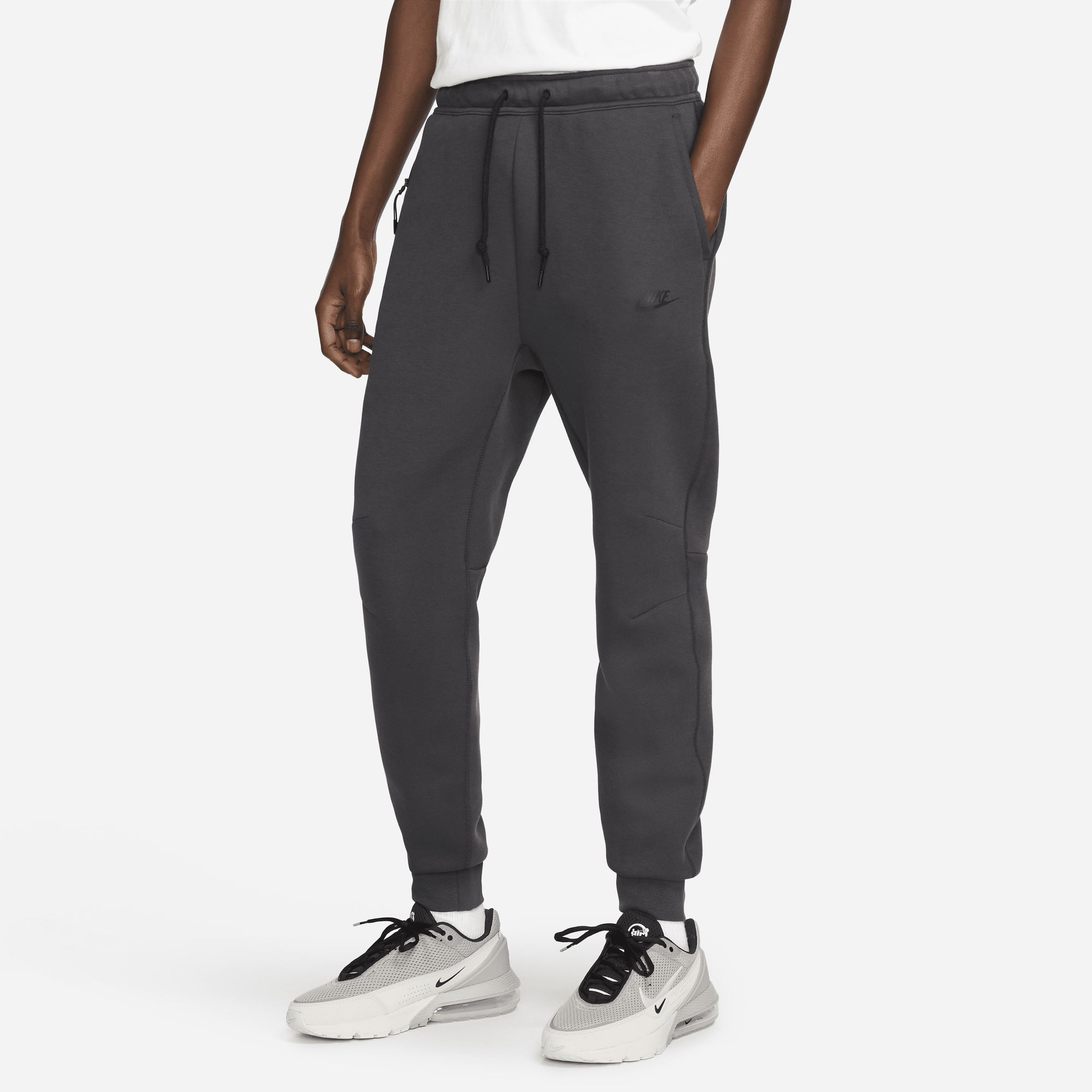 Nike sportswear tech shop fleece jogger pants