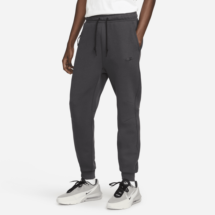 Shop Sportswear Tech Fleece Men s Joggers Nike KSA
