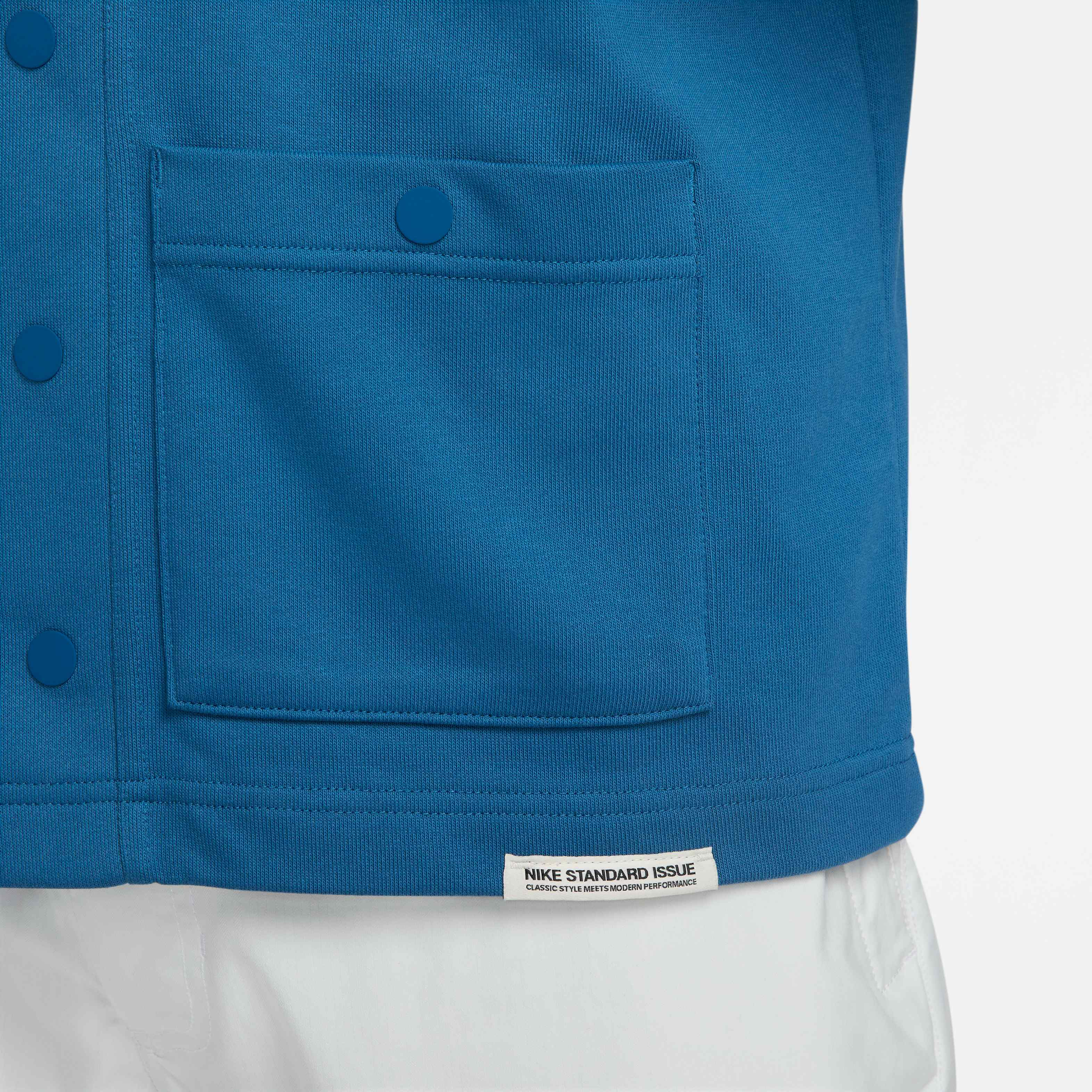 نايكي دراي-فت ستاندرد ايشيو image number 4