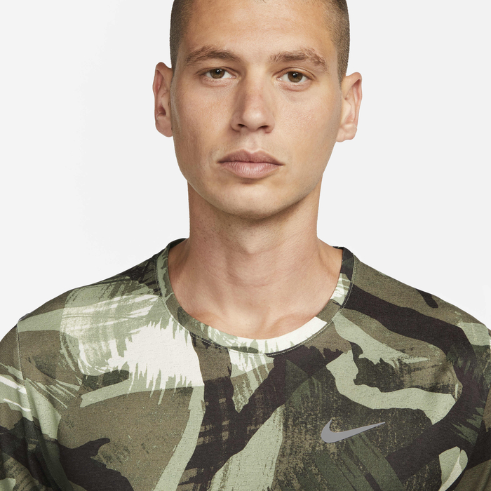 Nike Dri-FIT Miler image number 2 Nike Dri-FIT Miler image number 2