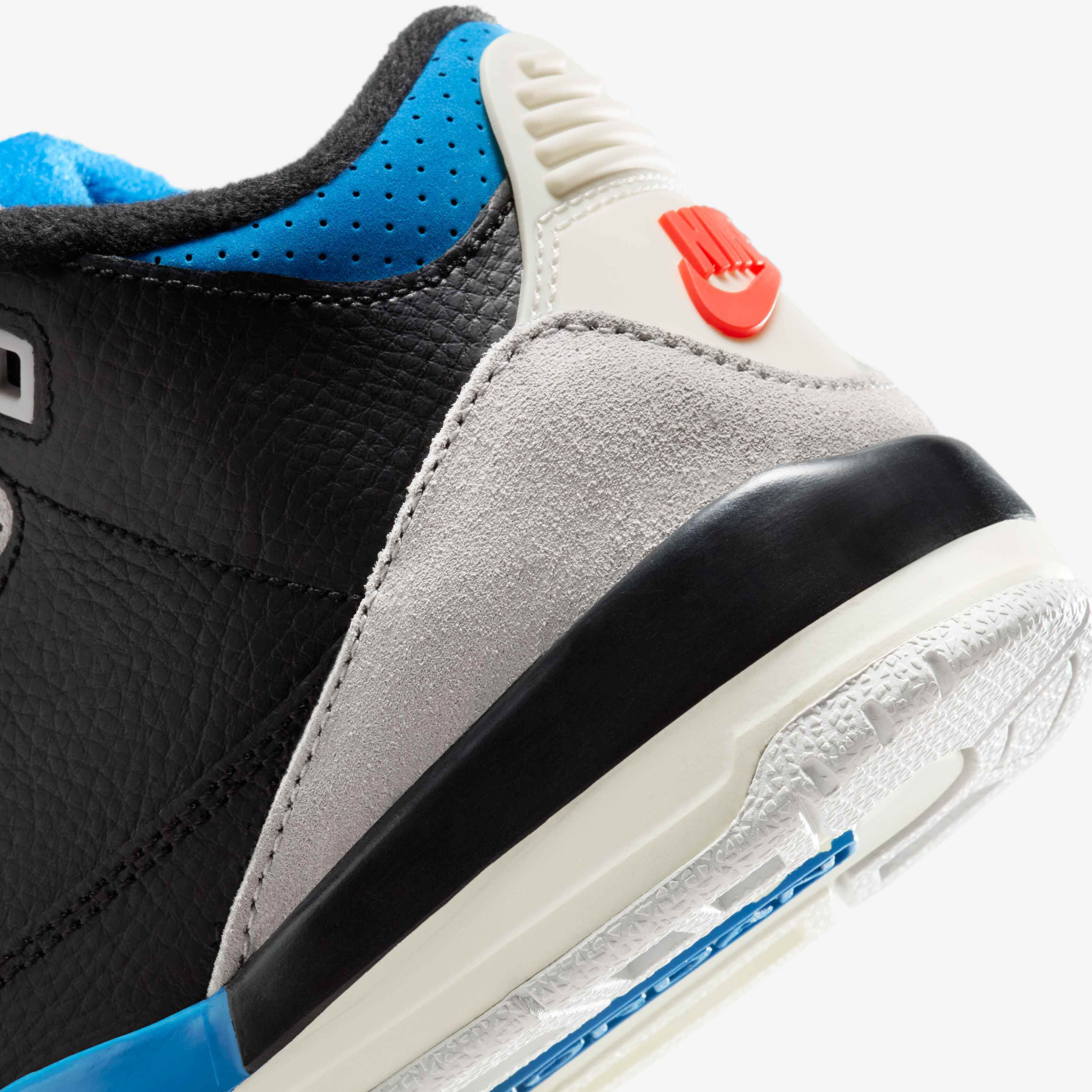 Jordan 3 Retro image number 7