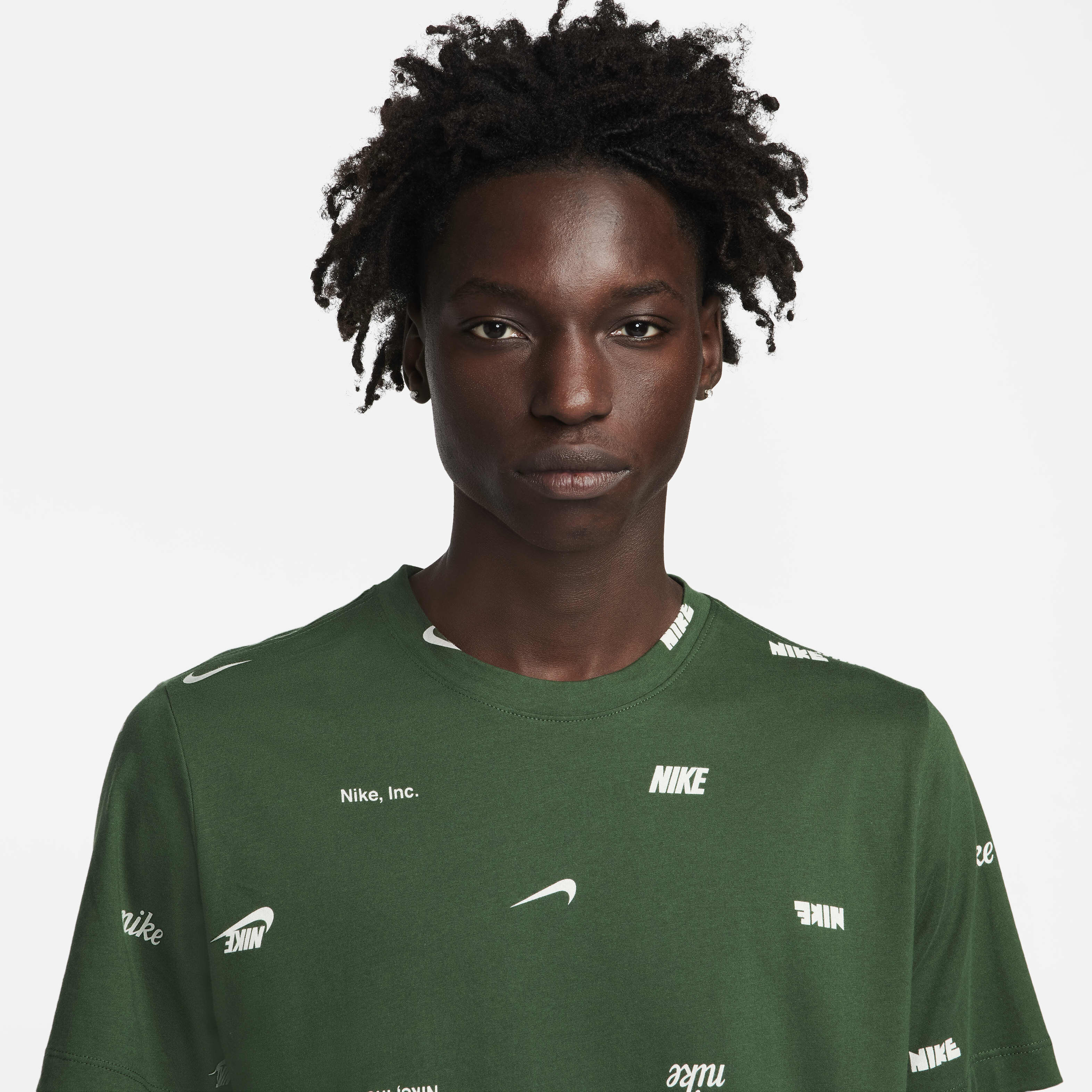 Nike Club image number 2