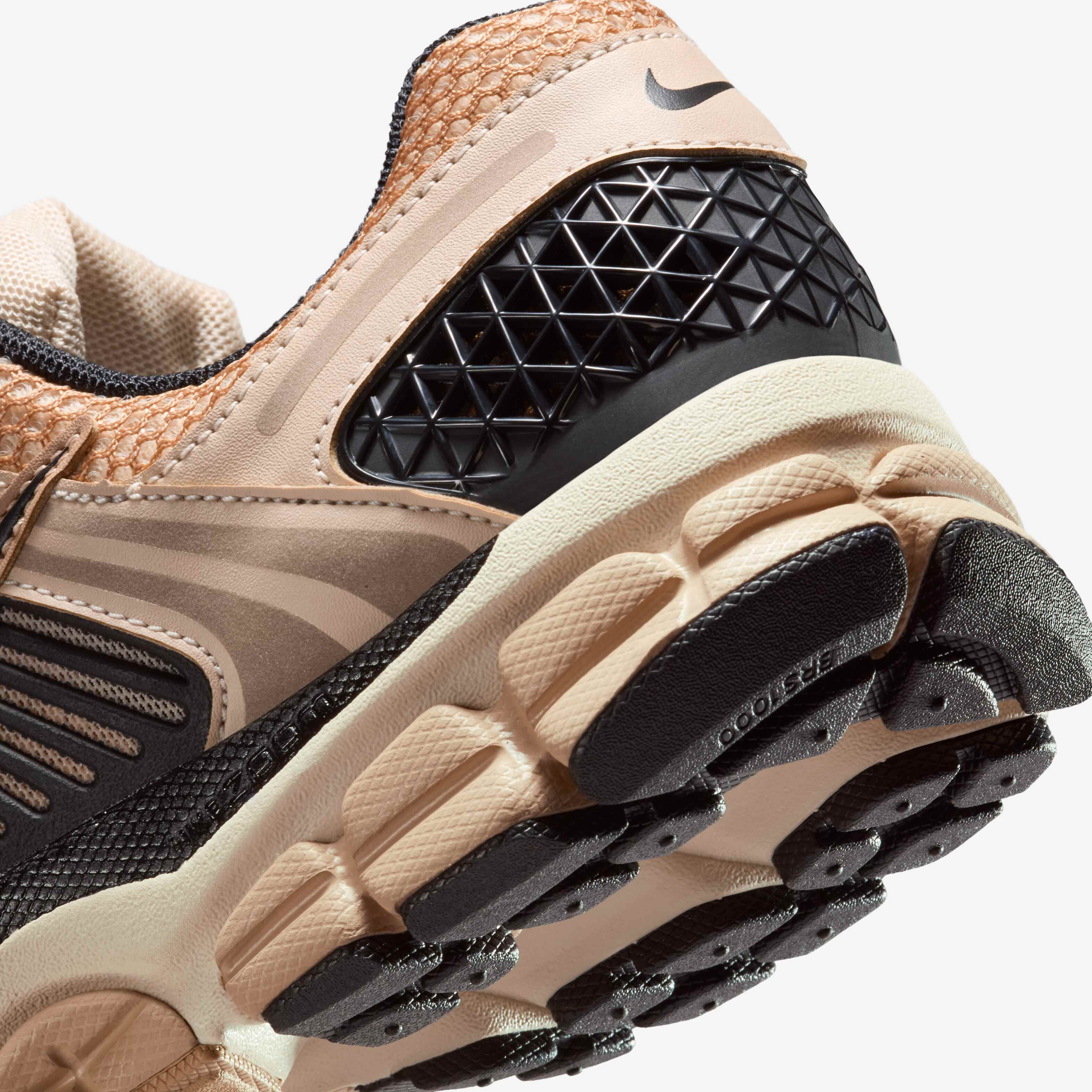 Nike Zoom Vomero 5 image number 7