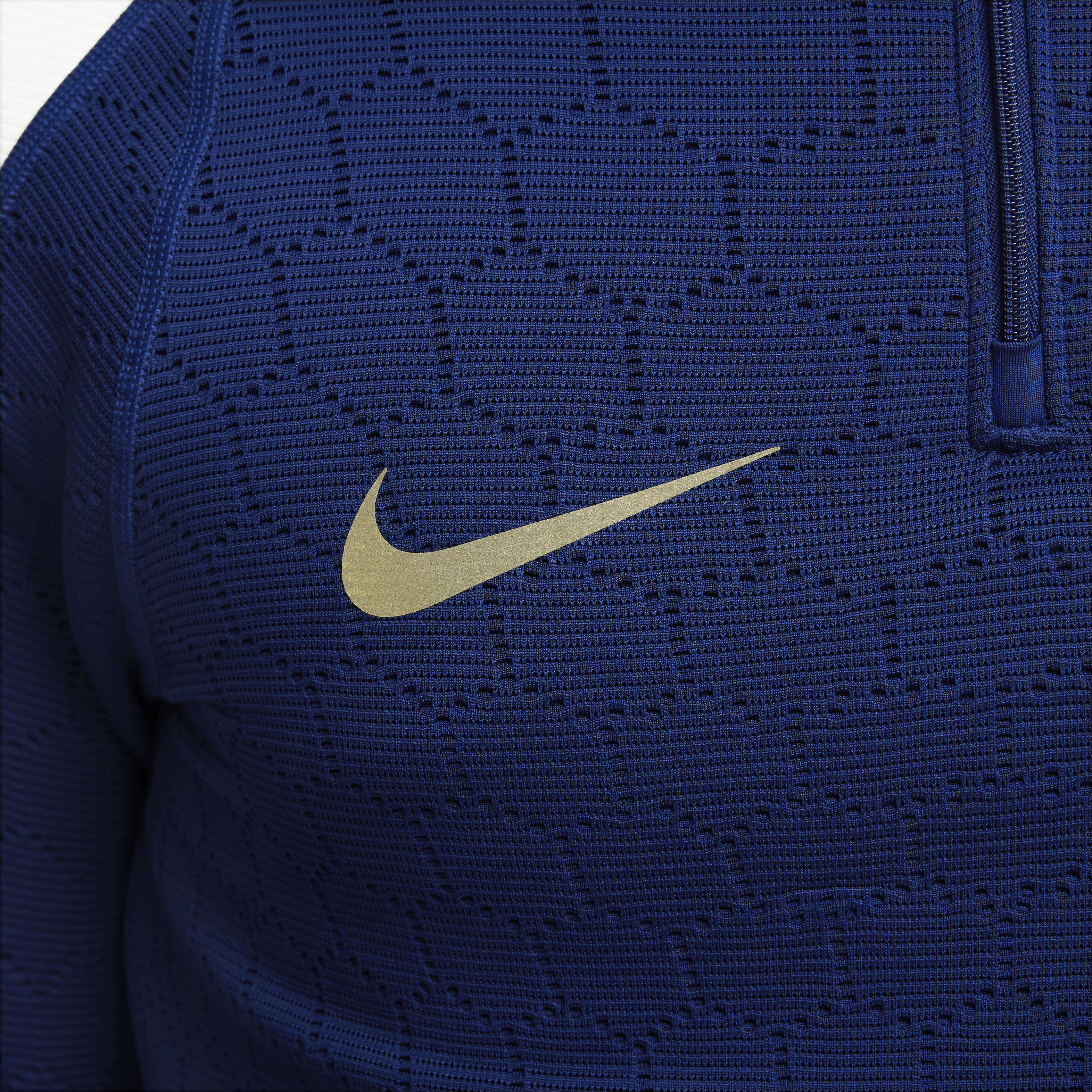 Nike Strike Elite image number 3