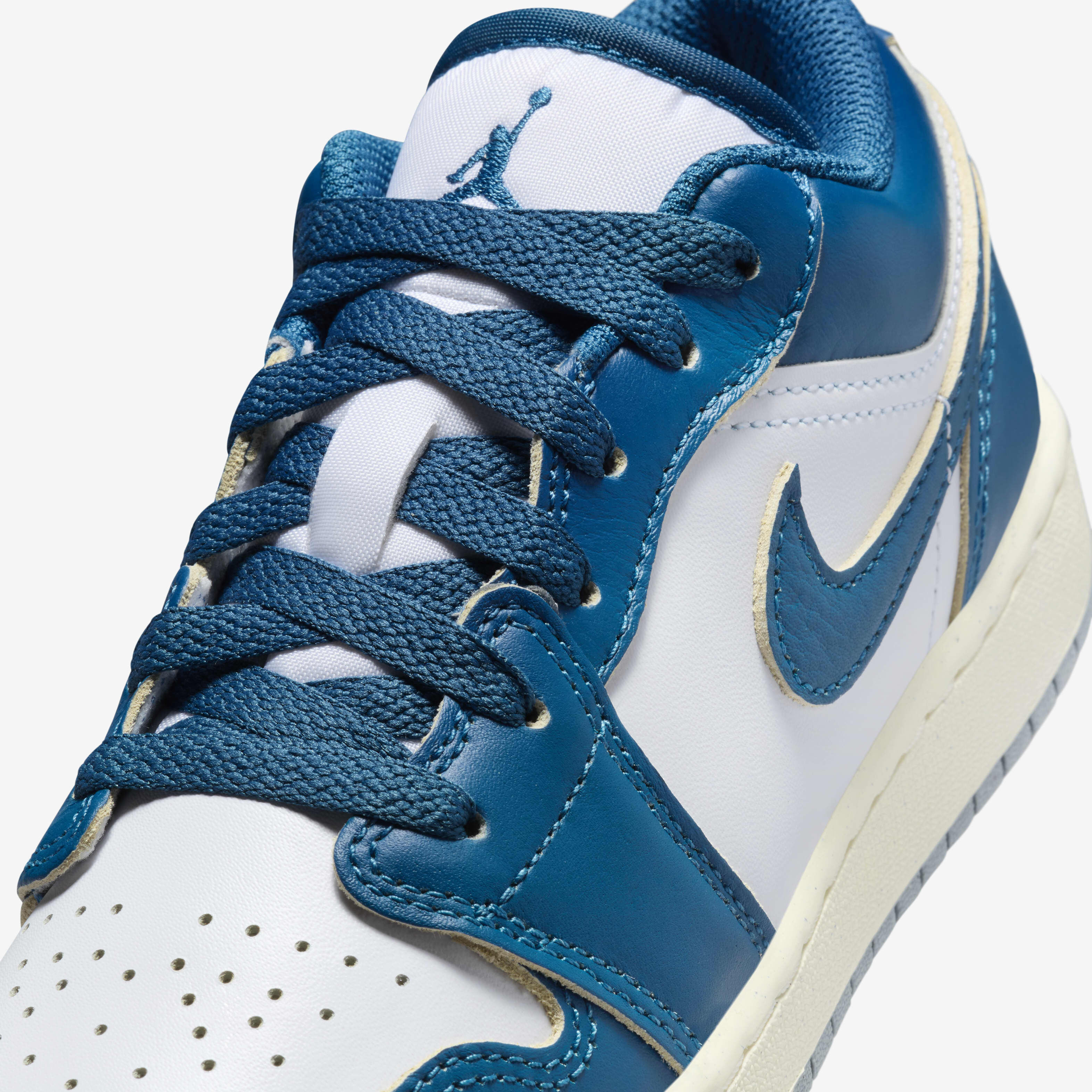 Nike jordan c hotsell