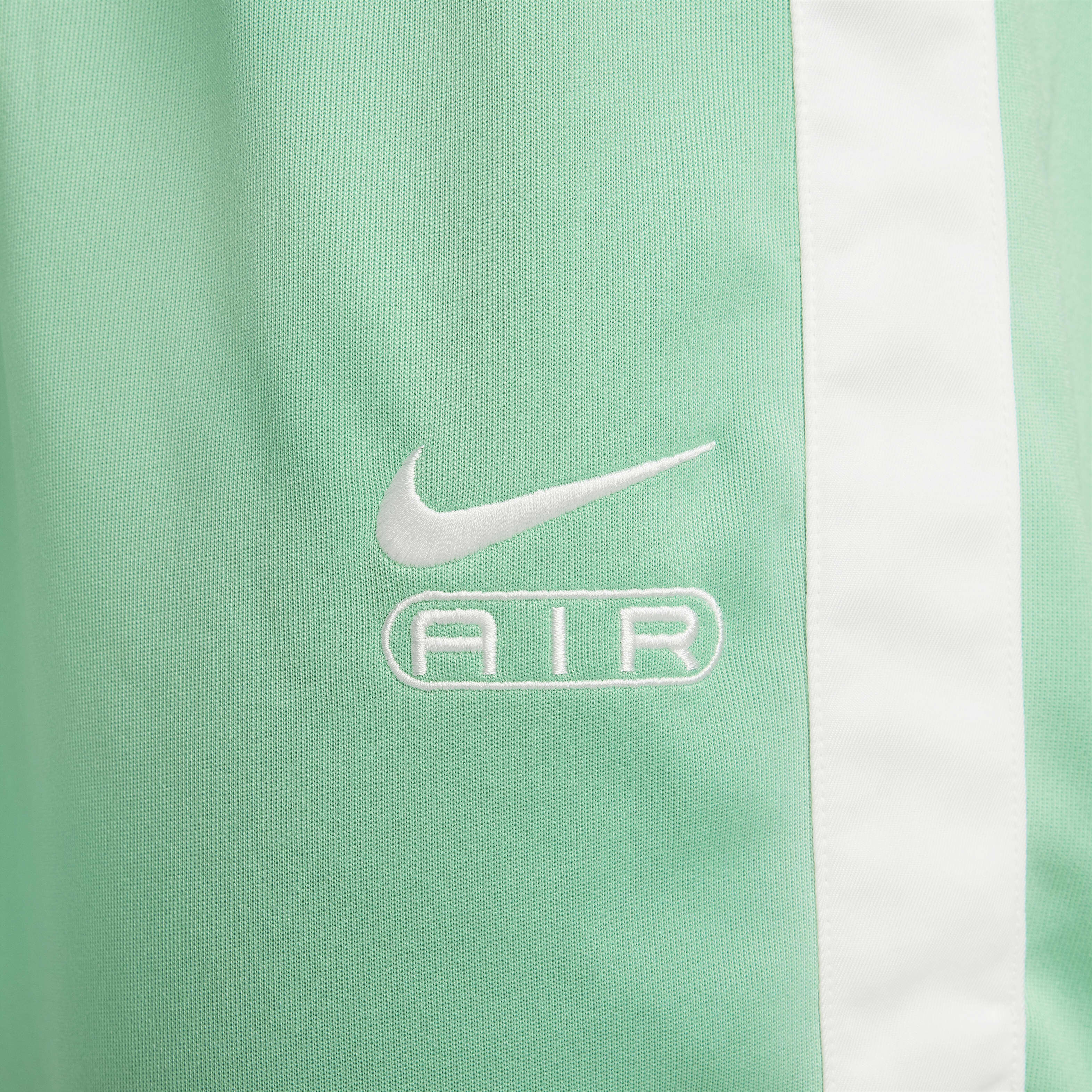 اير image number 3