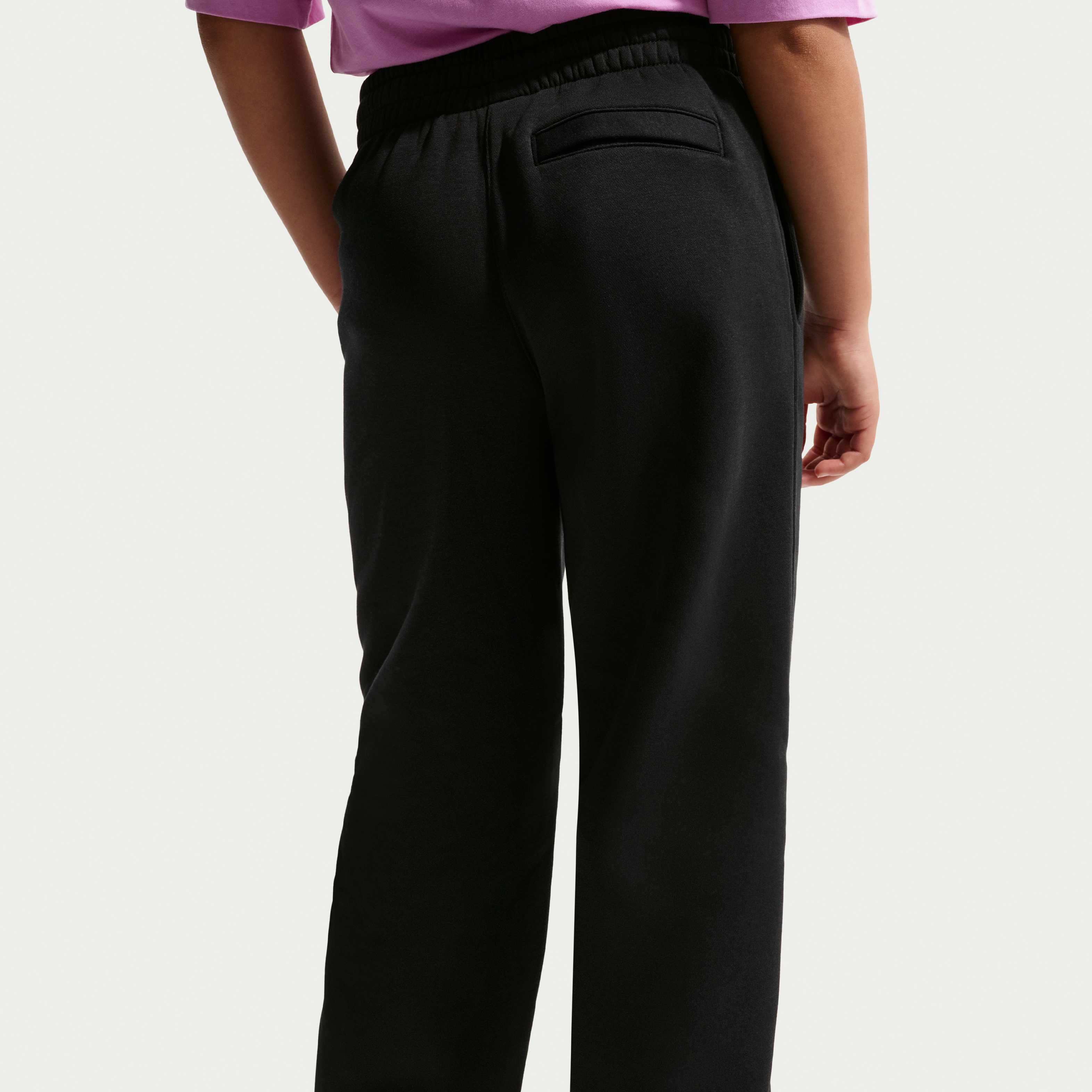 Nike Sportswear image number 2