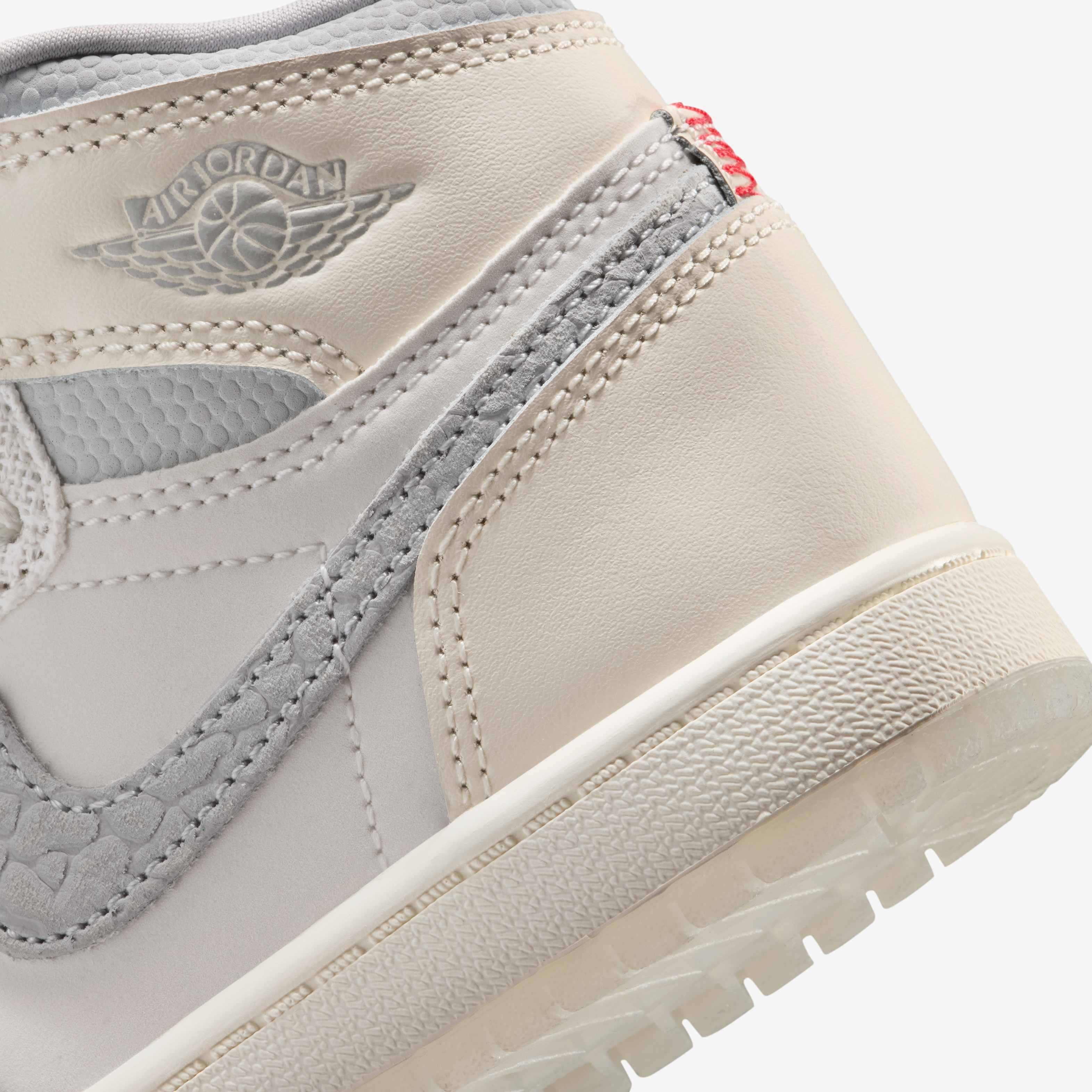 Jordan 1 Retro High OG image number 7