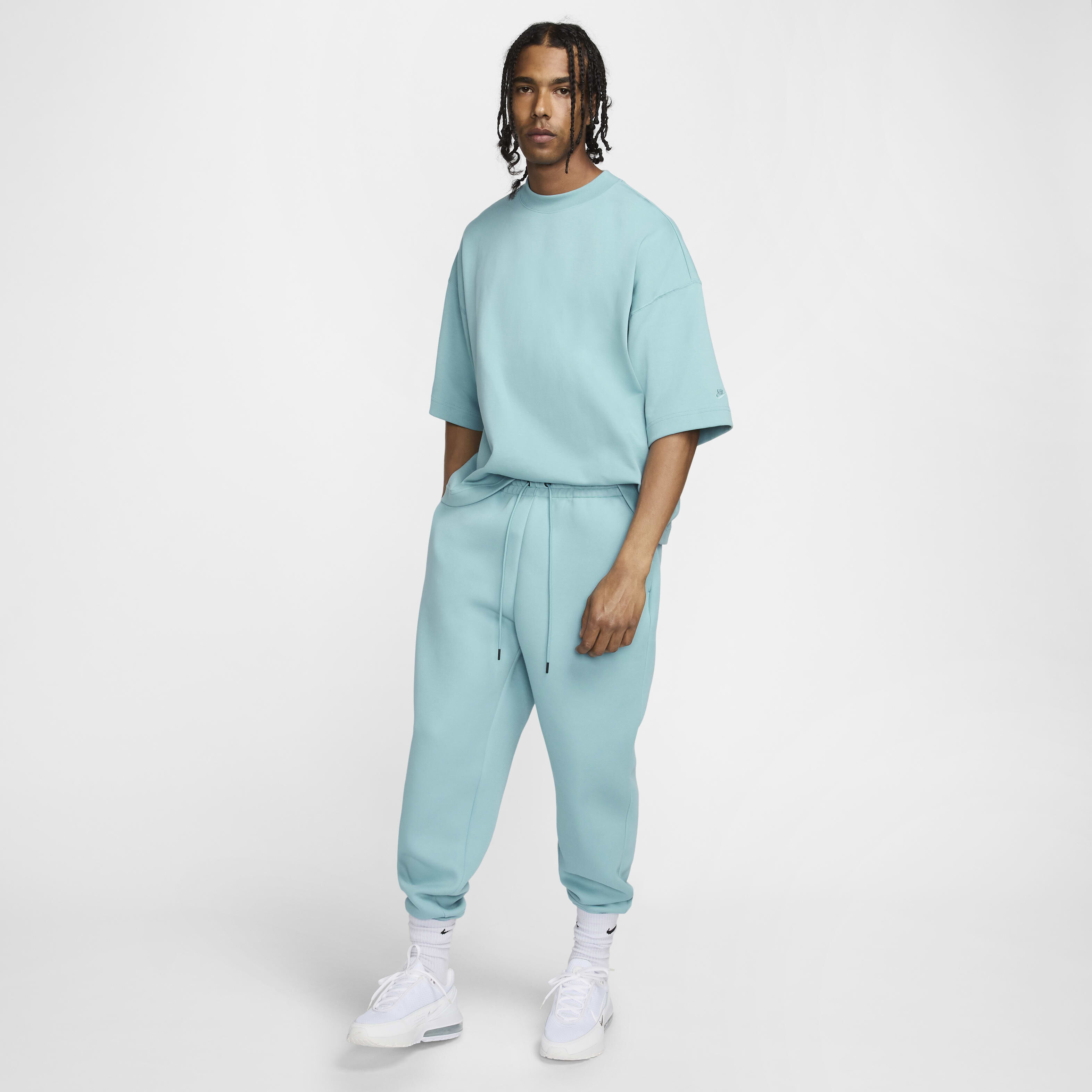 نايكي تك image number 6