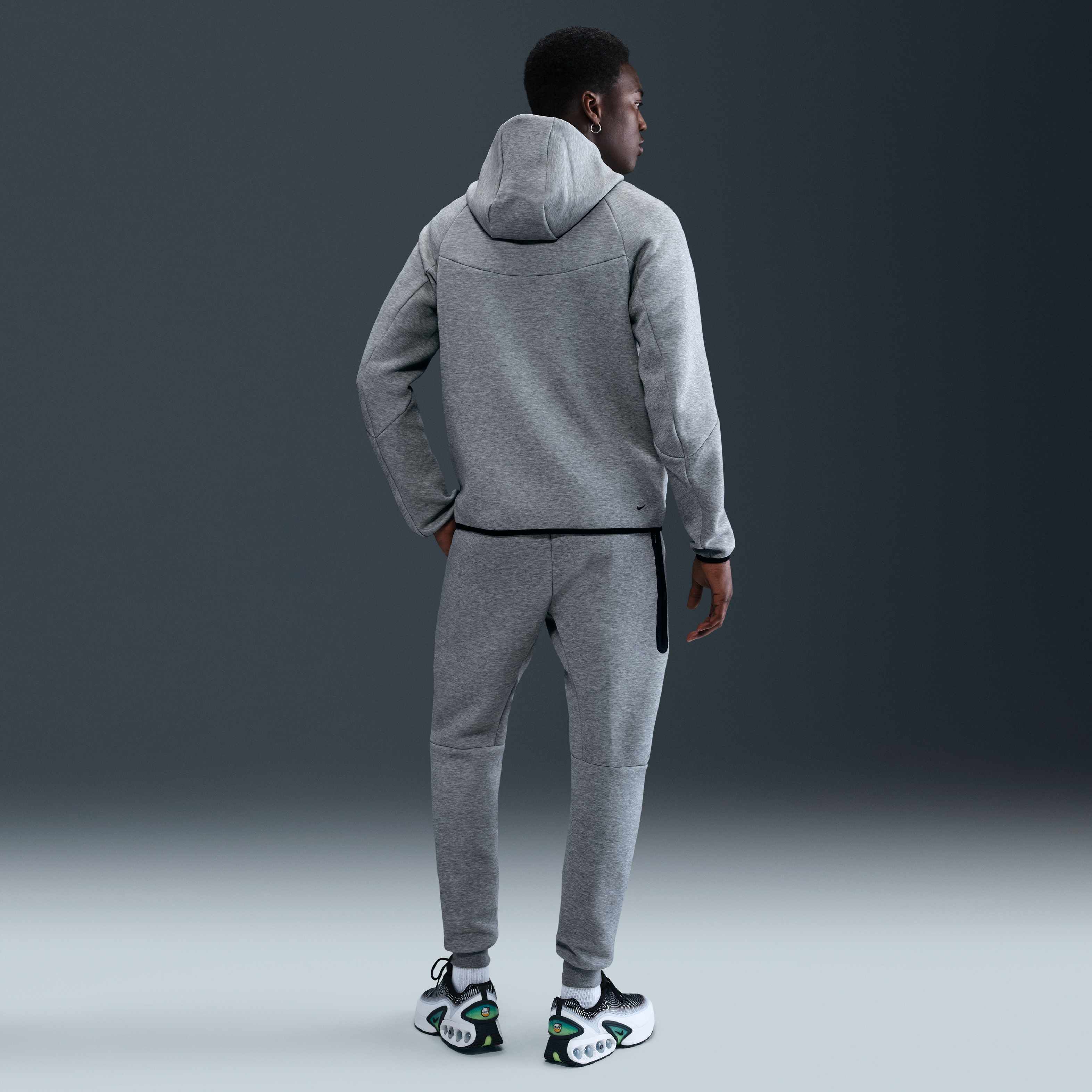 Nike Tech image number 4