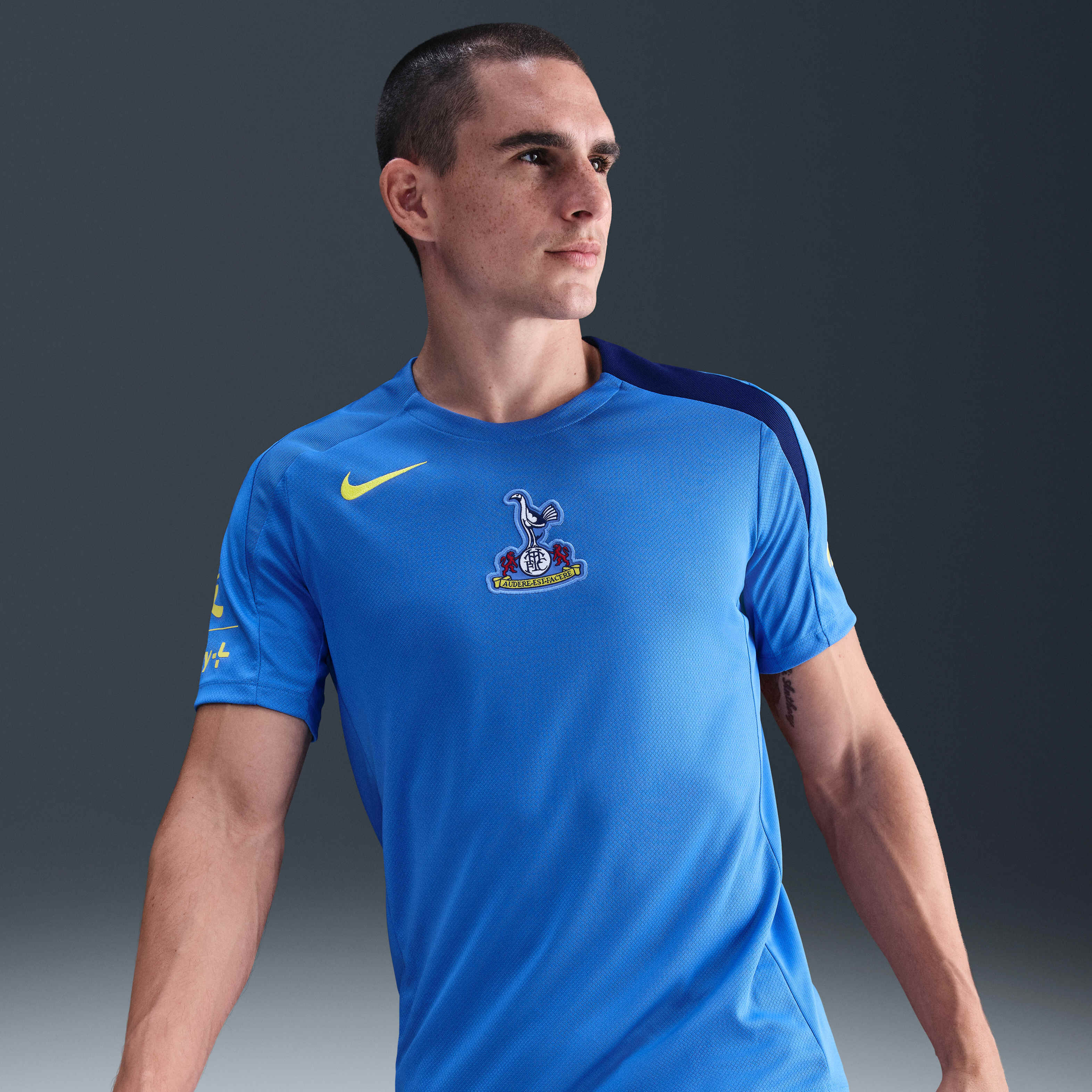 Tottenham Hotspur Strike Third image number 0