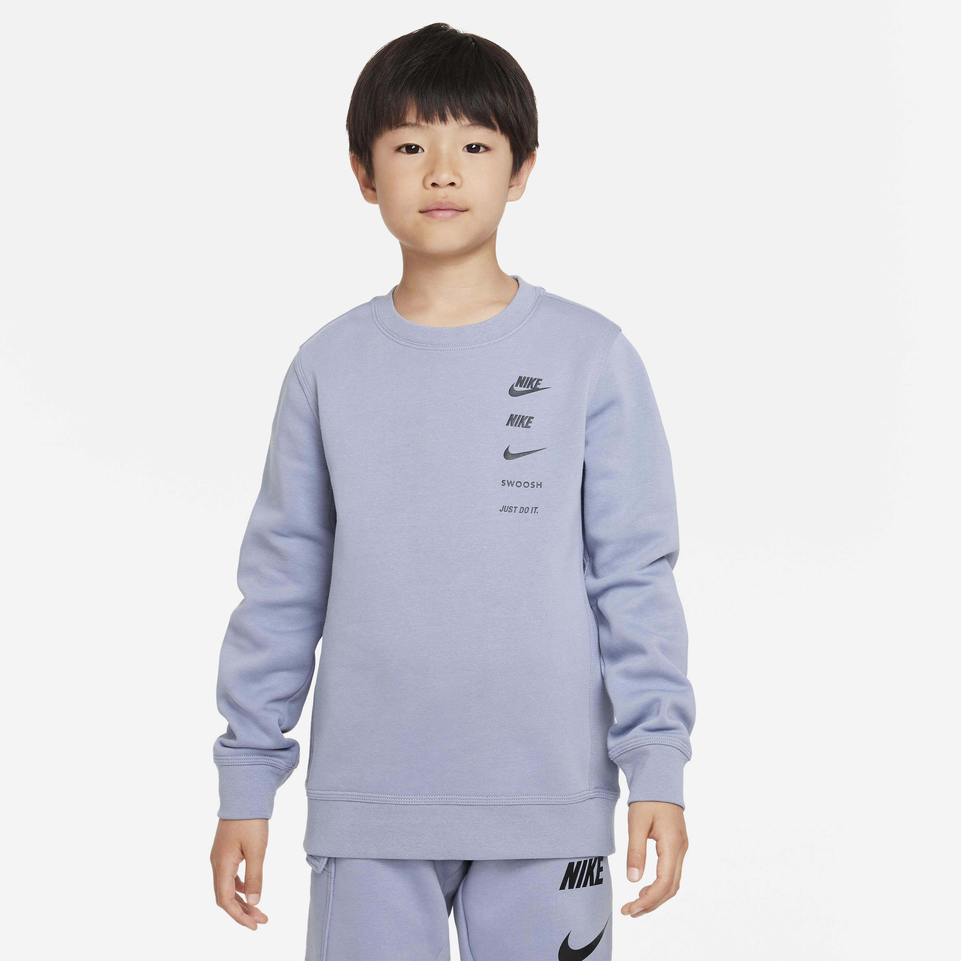 نايكي سبورتسوير ستاندرد ايشيو image number 0