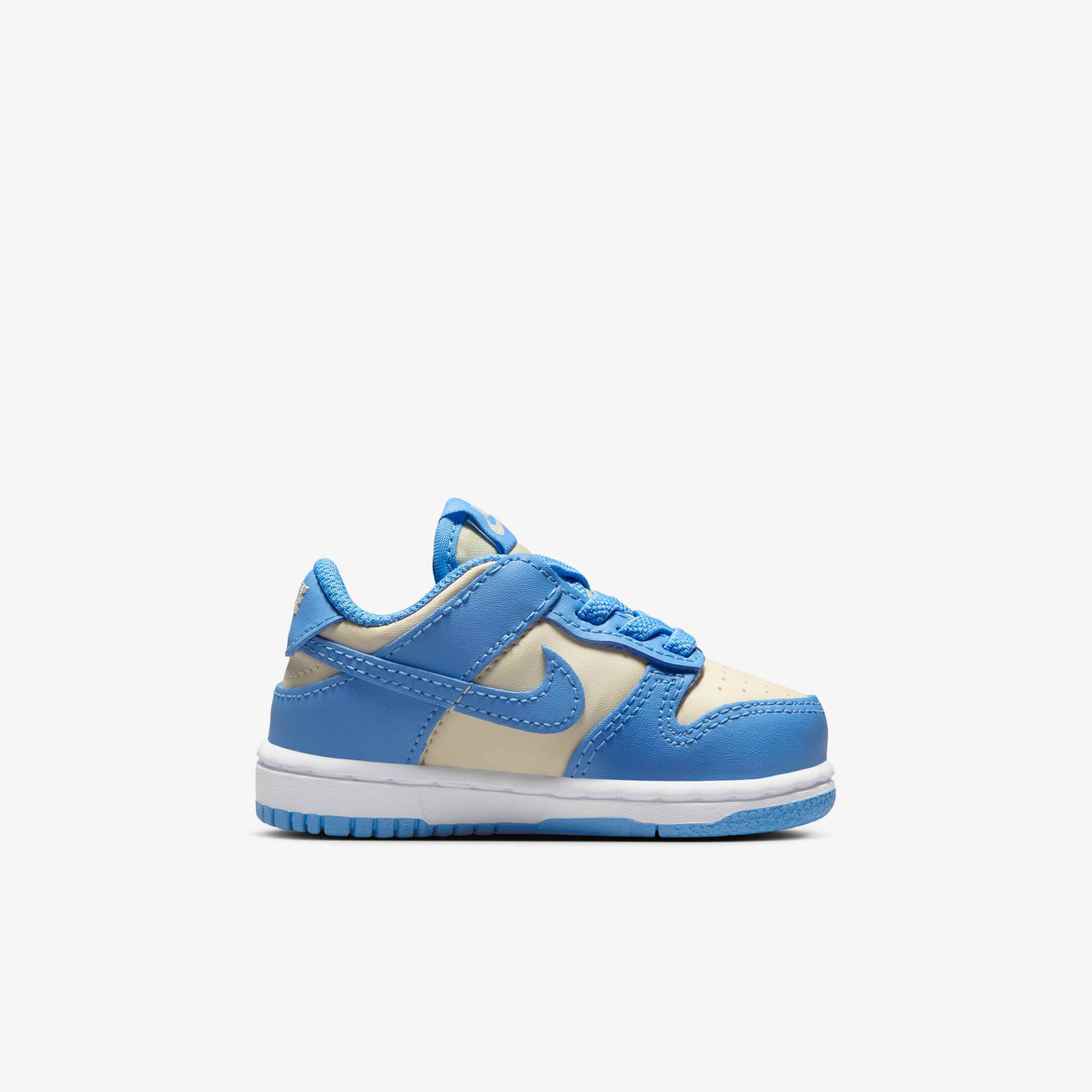Nike Dunk Low image number 2