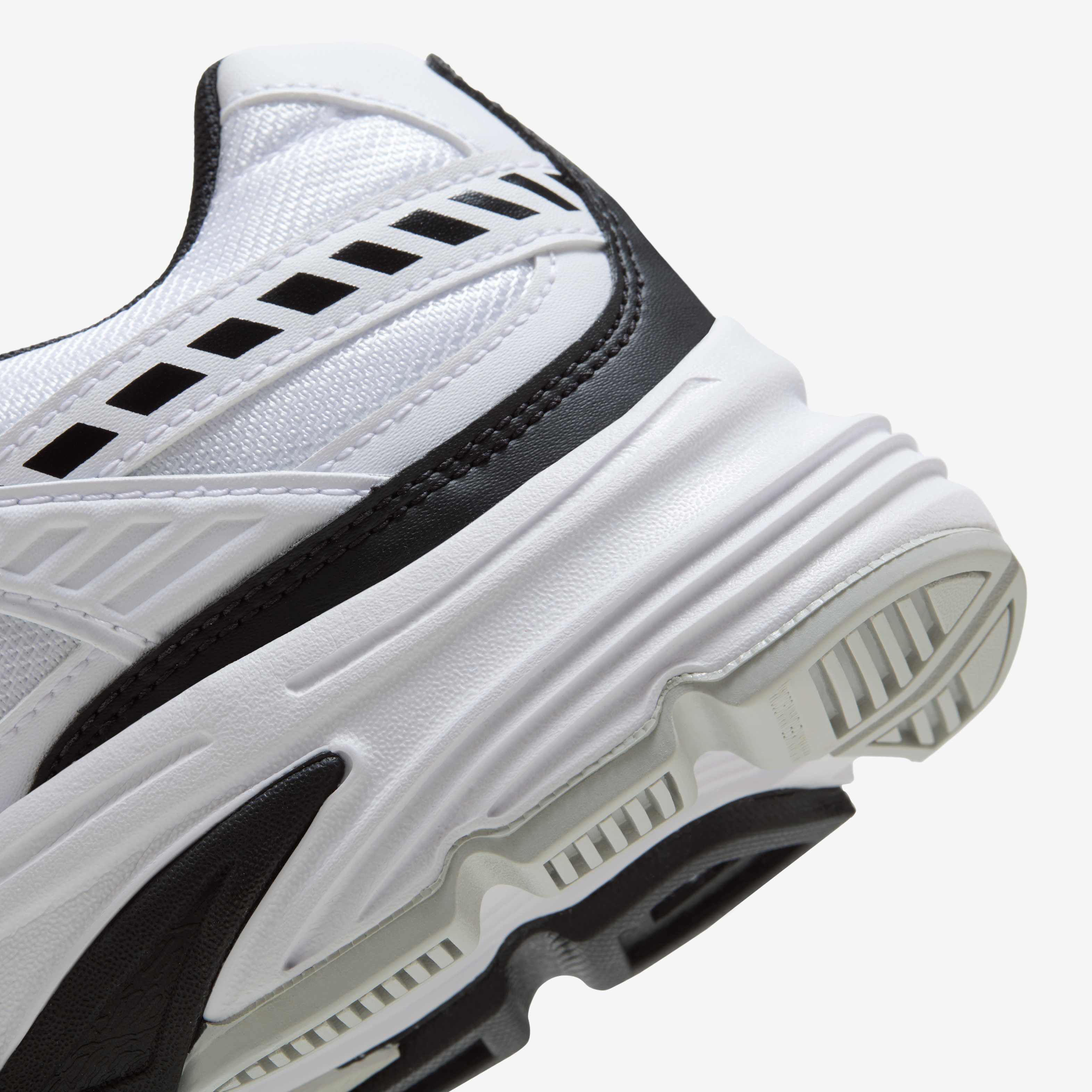 نايكي انيشيتر image number 7