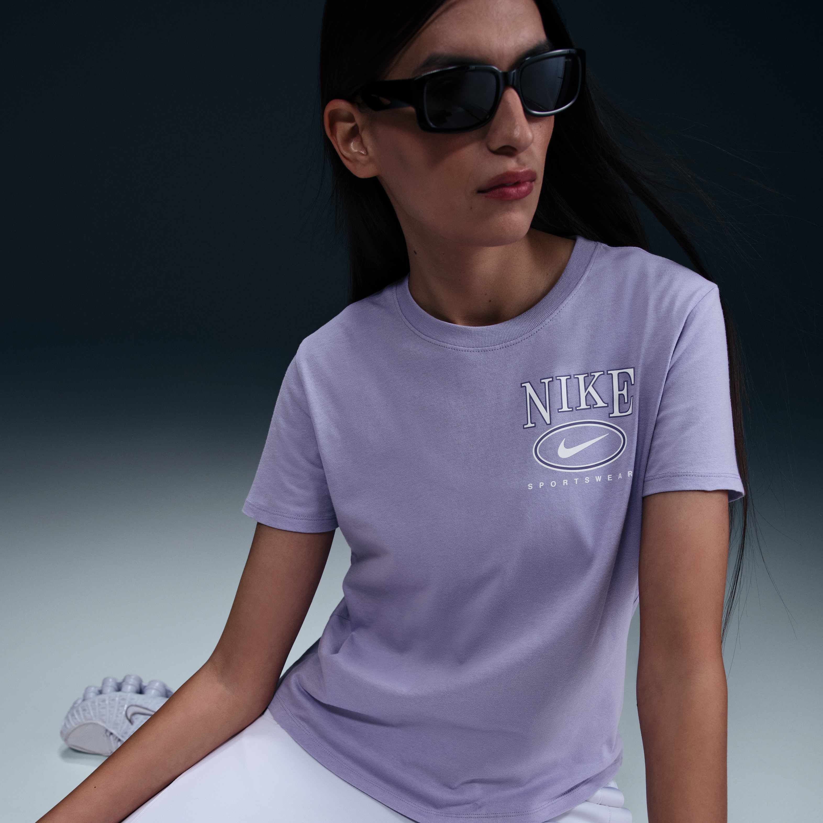 Nike Sportswear Club image number 2