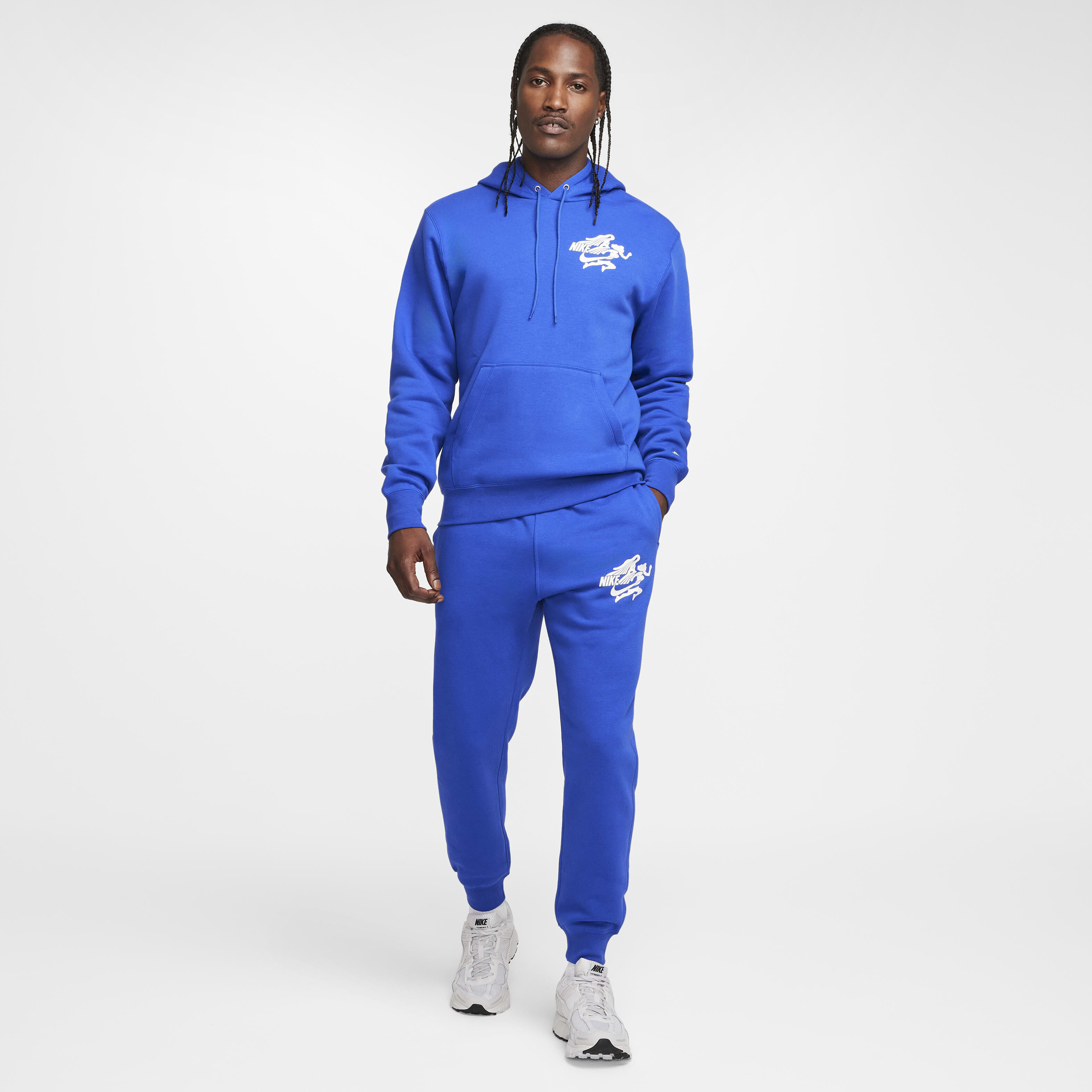 Nike blue joggers men 2025