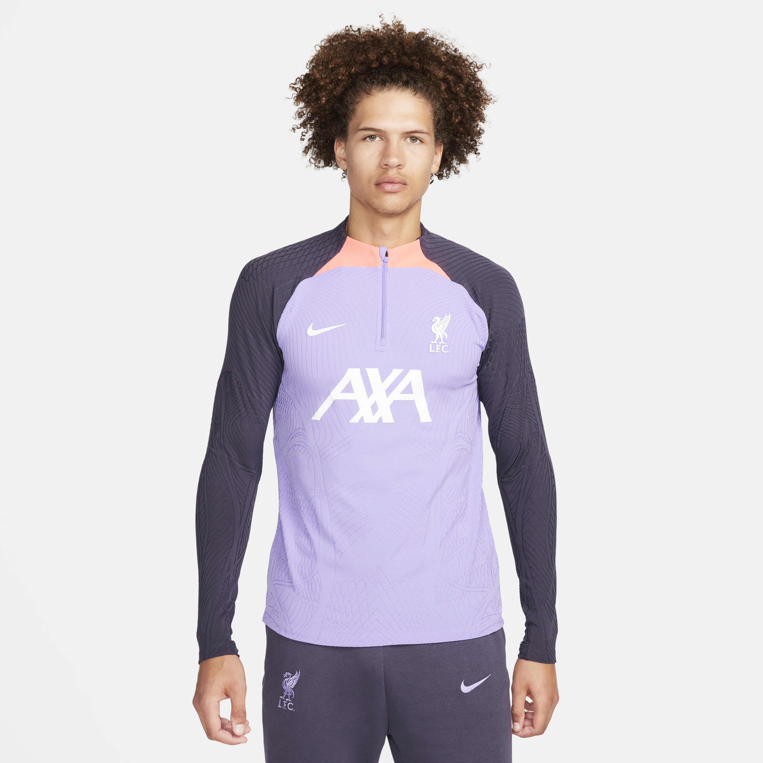 F.C. ليفربول سترايك ايليت البديل image number 0