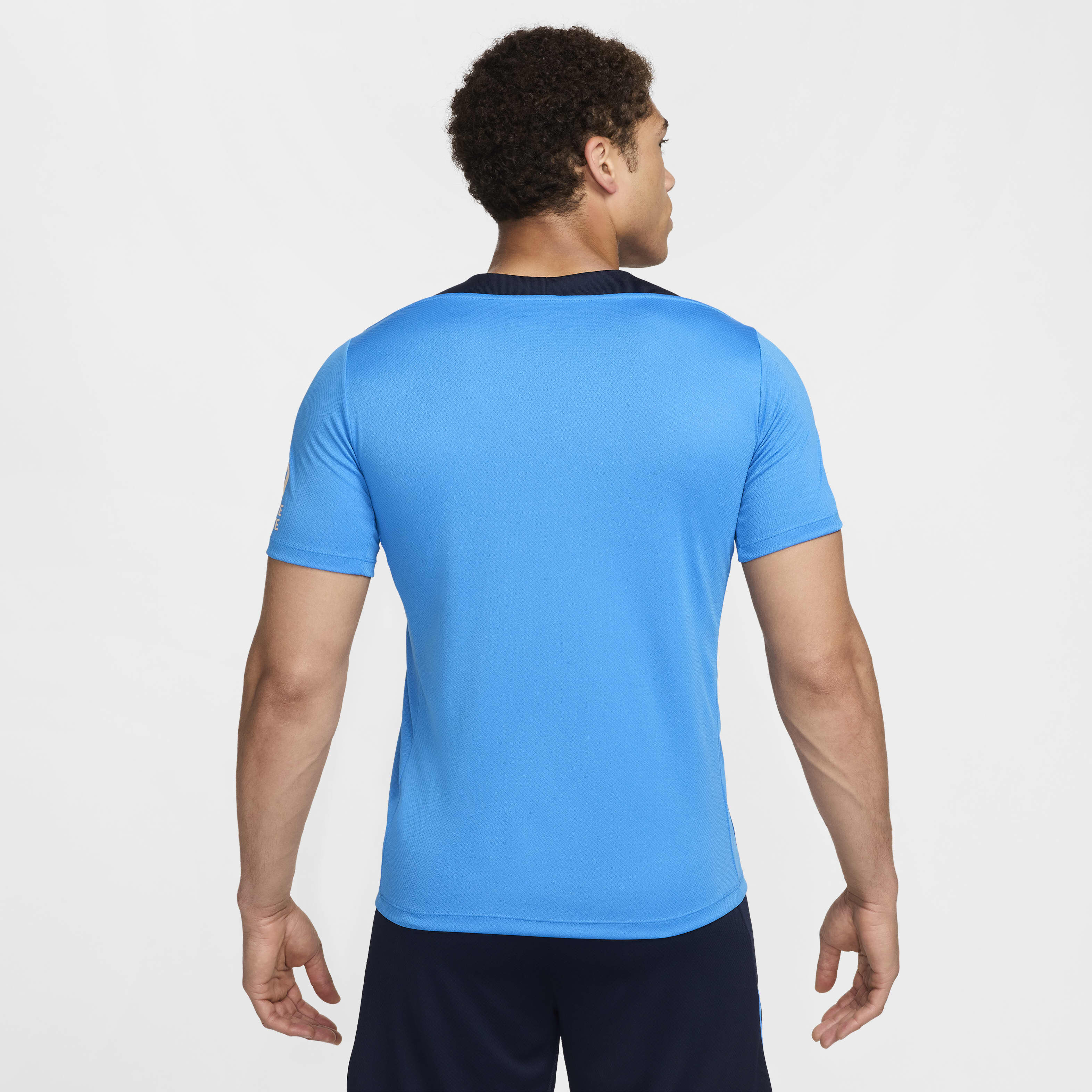 Buy Chelsea F.C. Strike Men's Nike Dri-FIT Football Short-Sleeve