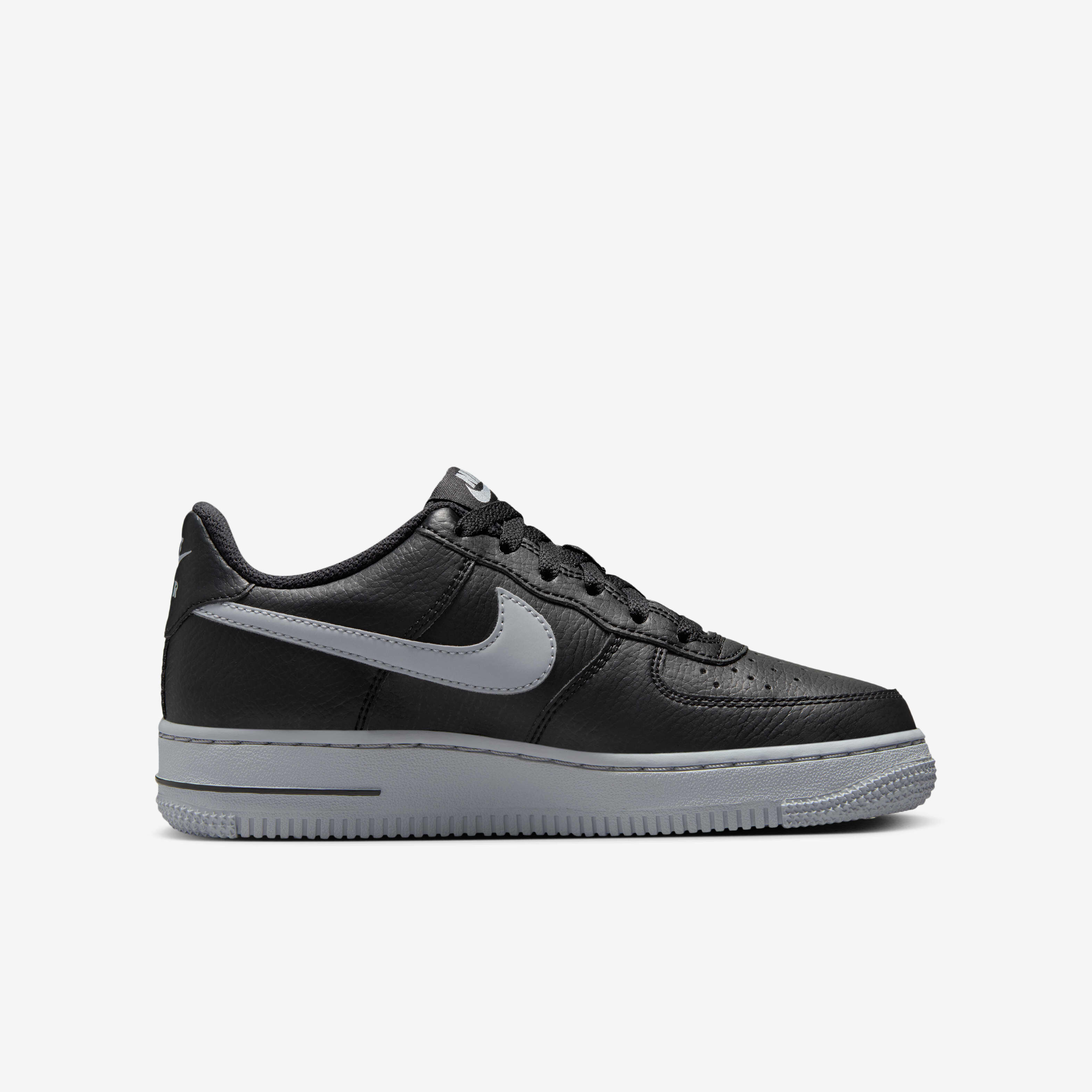 Nike Air Force 1 image number 2