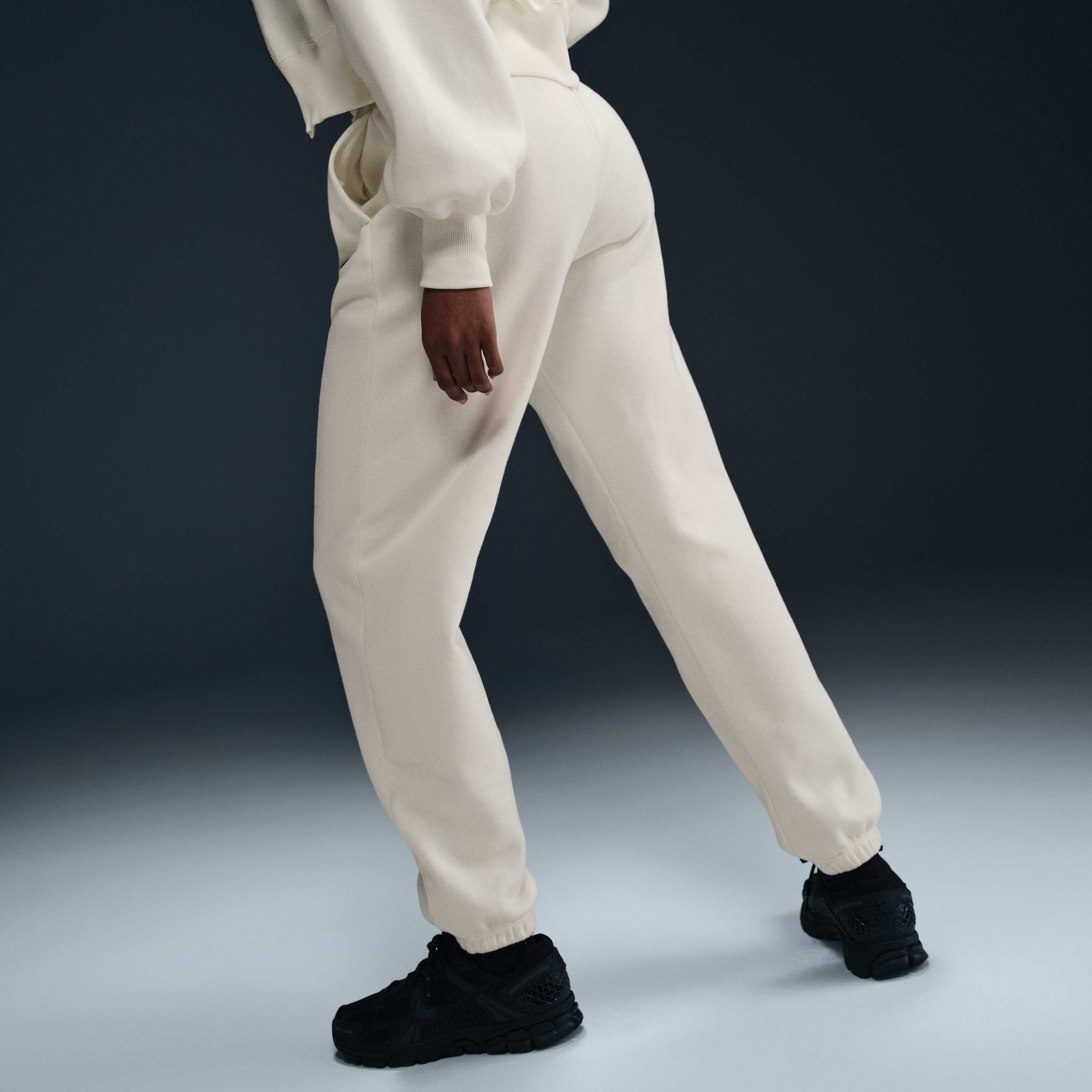 Nike Sportswear Phoenix Fleece image number 2