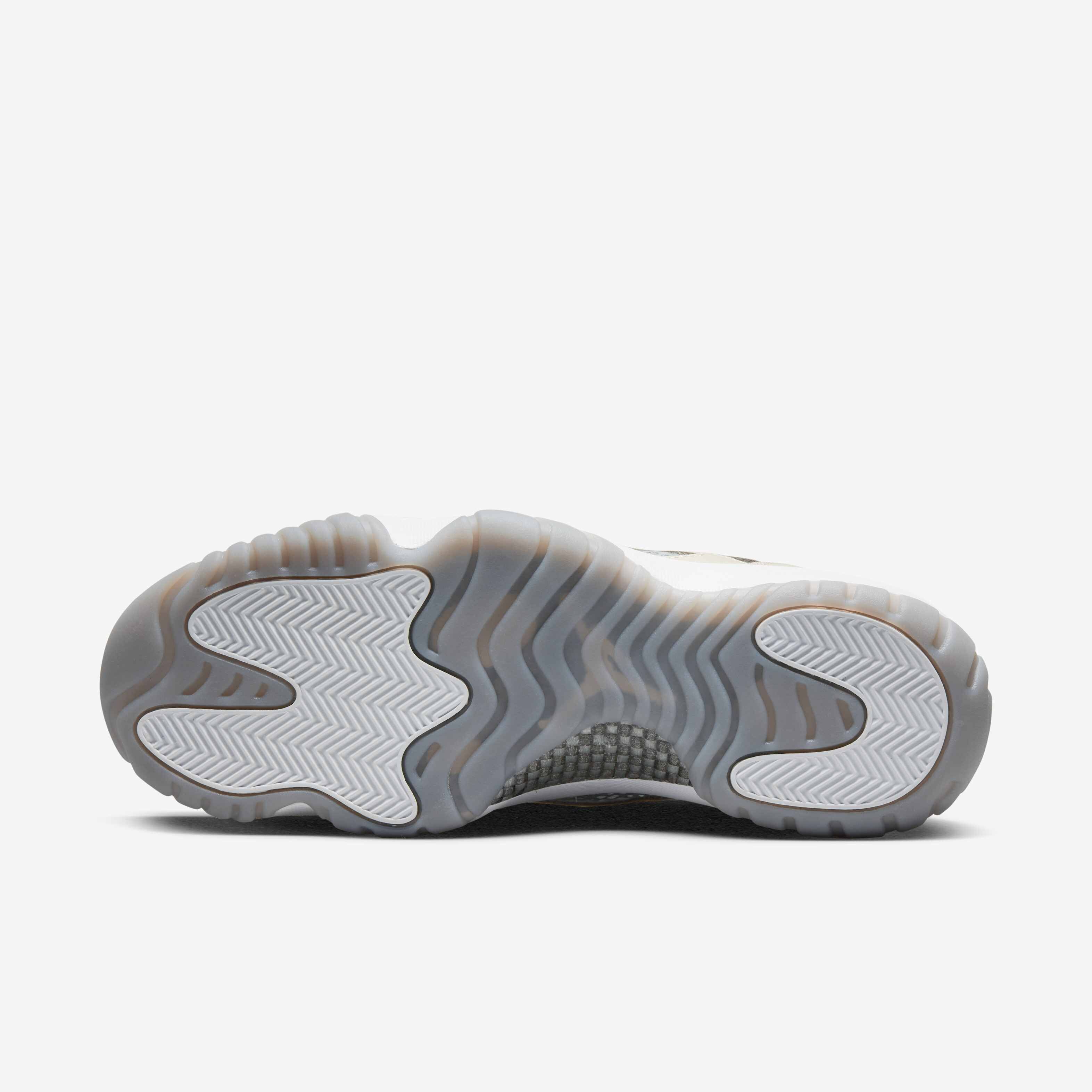 Air Jordan 11 Retro Low IE image number 1