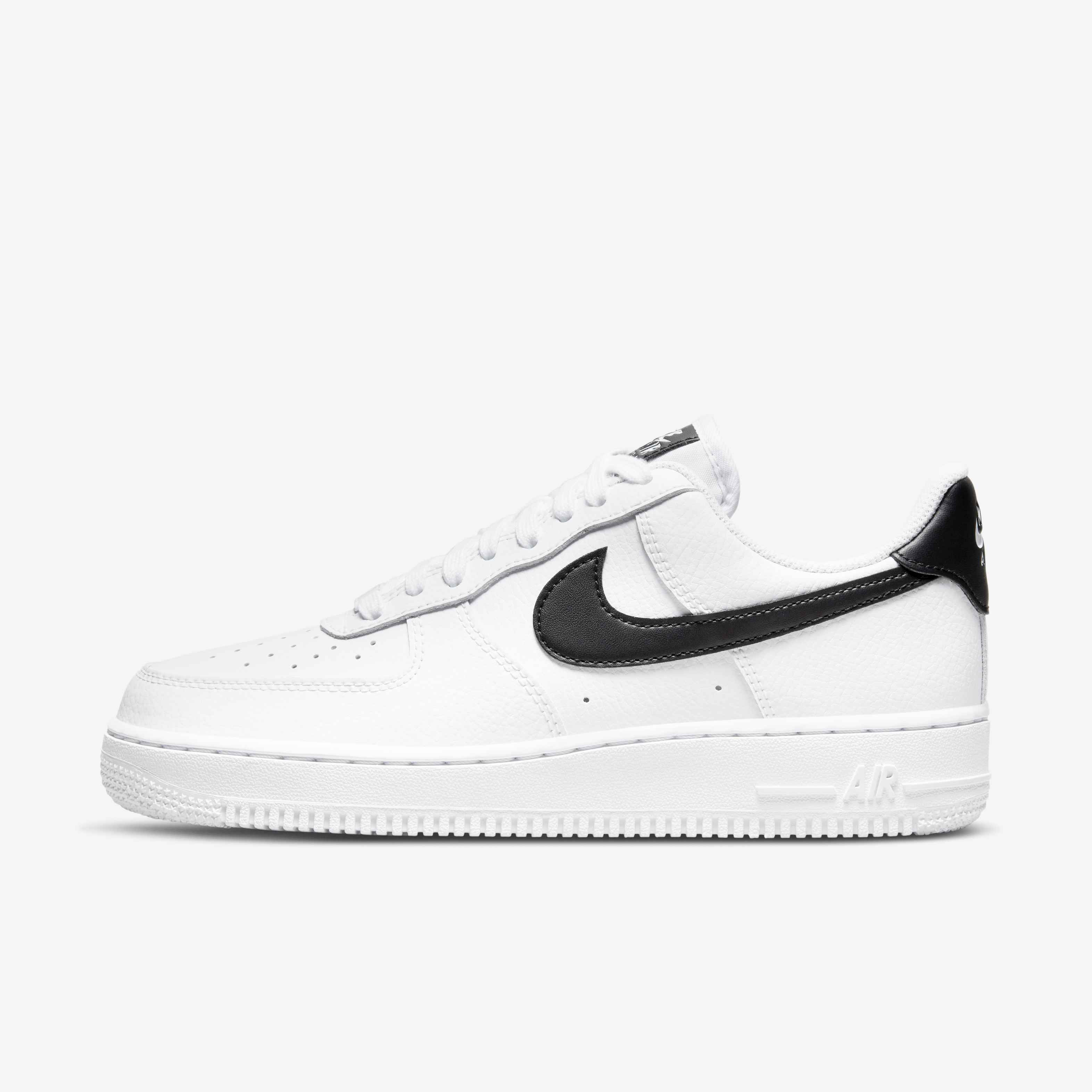 Nike Air Force 1 '07 image number 0
