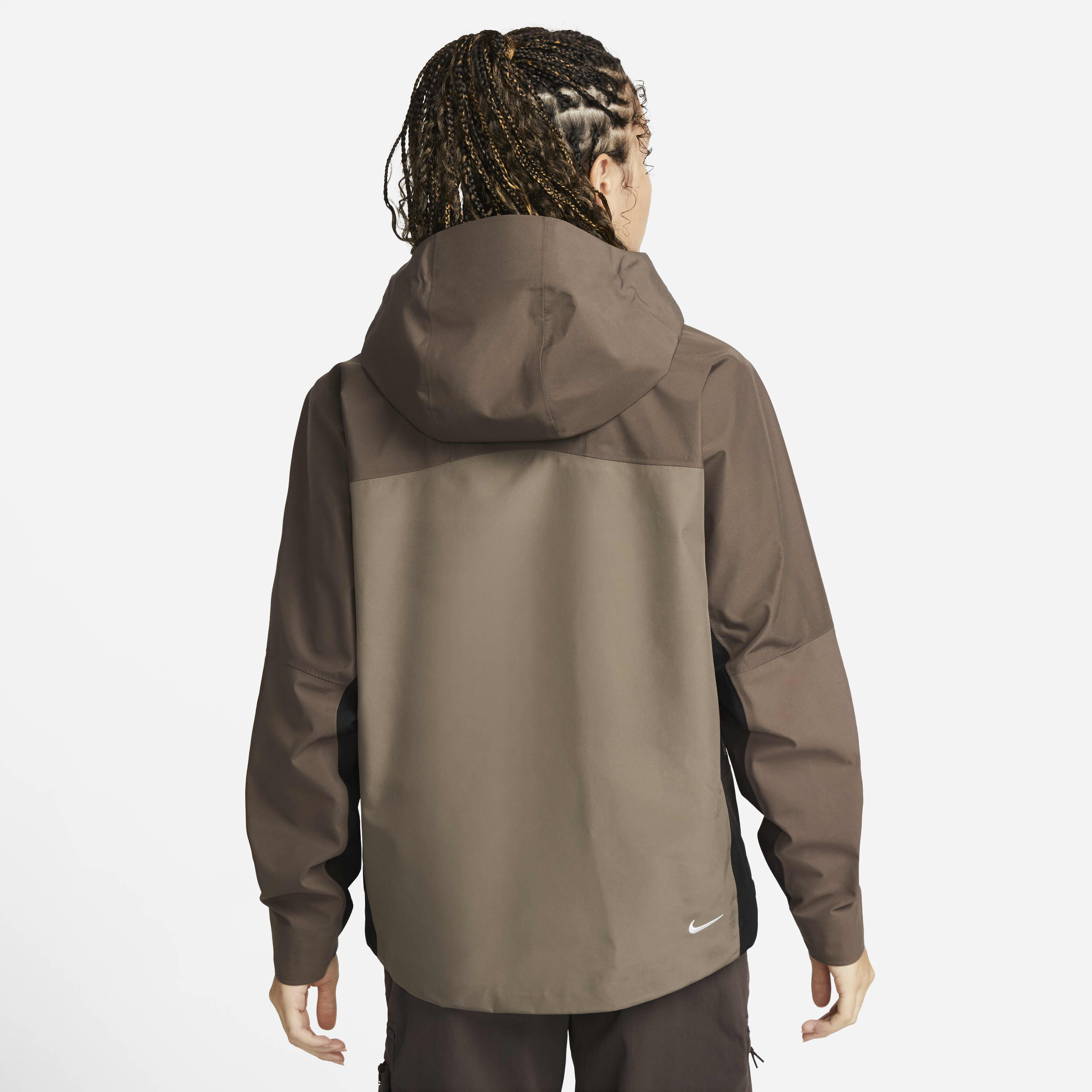 Nike lightweight waterproof jacket discount