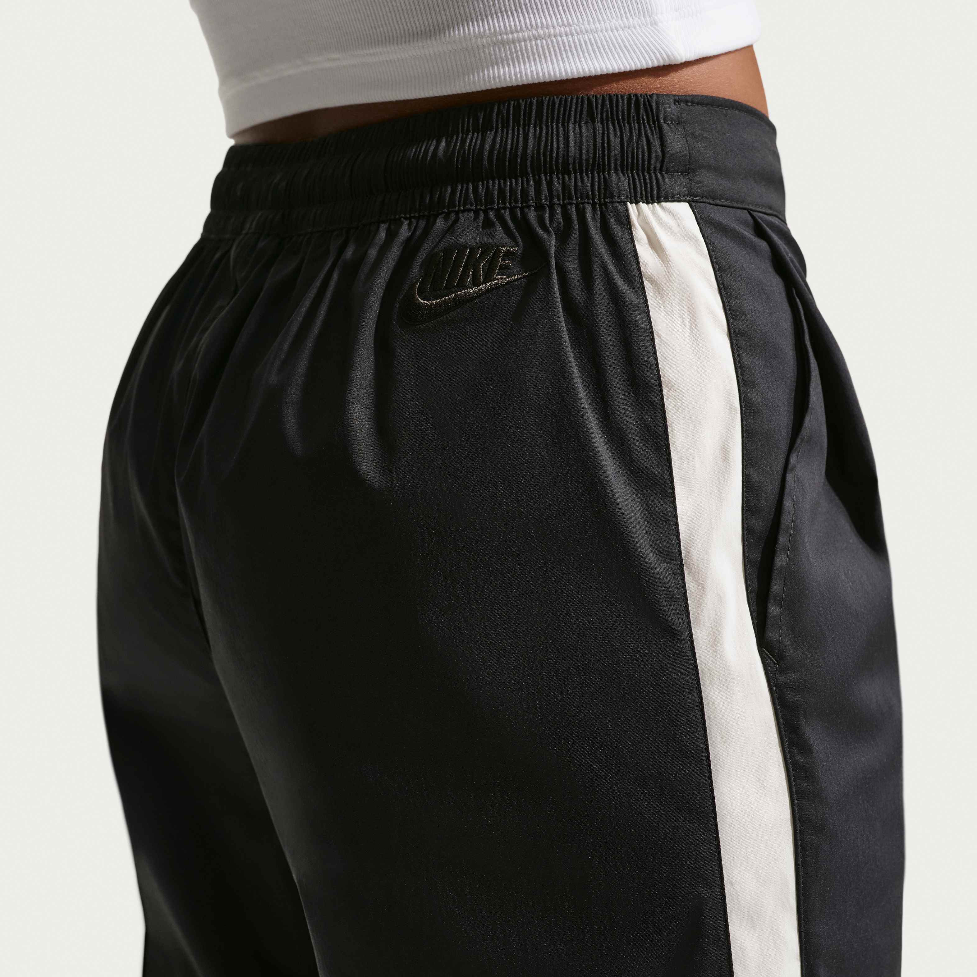 Nike Sportswear Collection image number 2