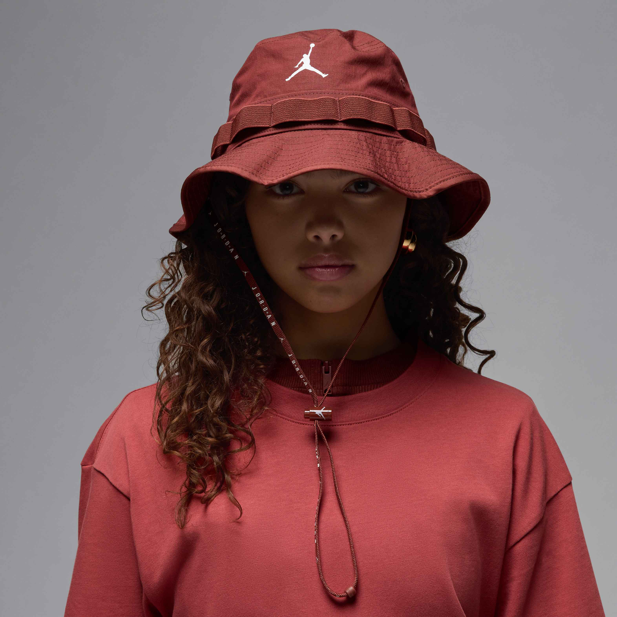 Buy Jordan Apex Bucket Hat - Dark Pony/White | Nike Saudi