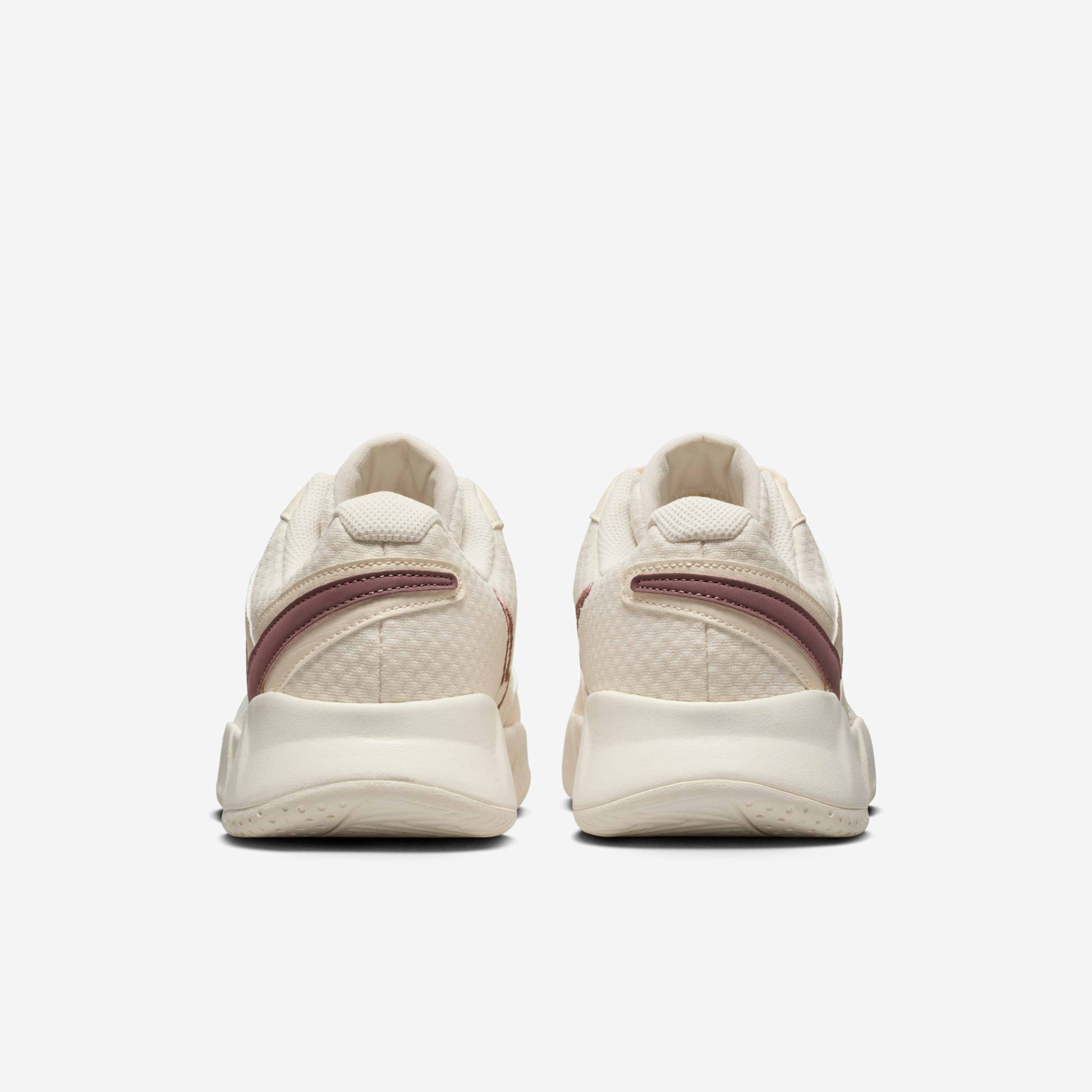 نايكي كورت لايت 4 image number 5