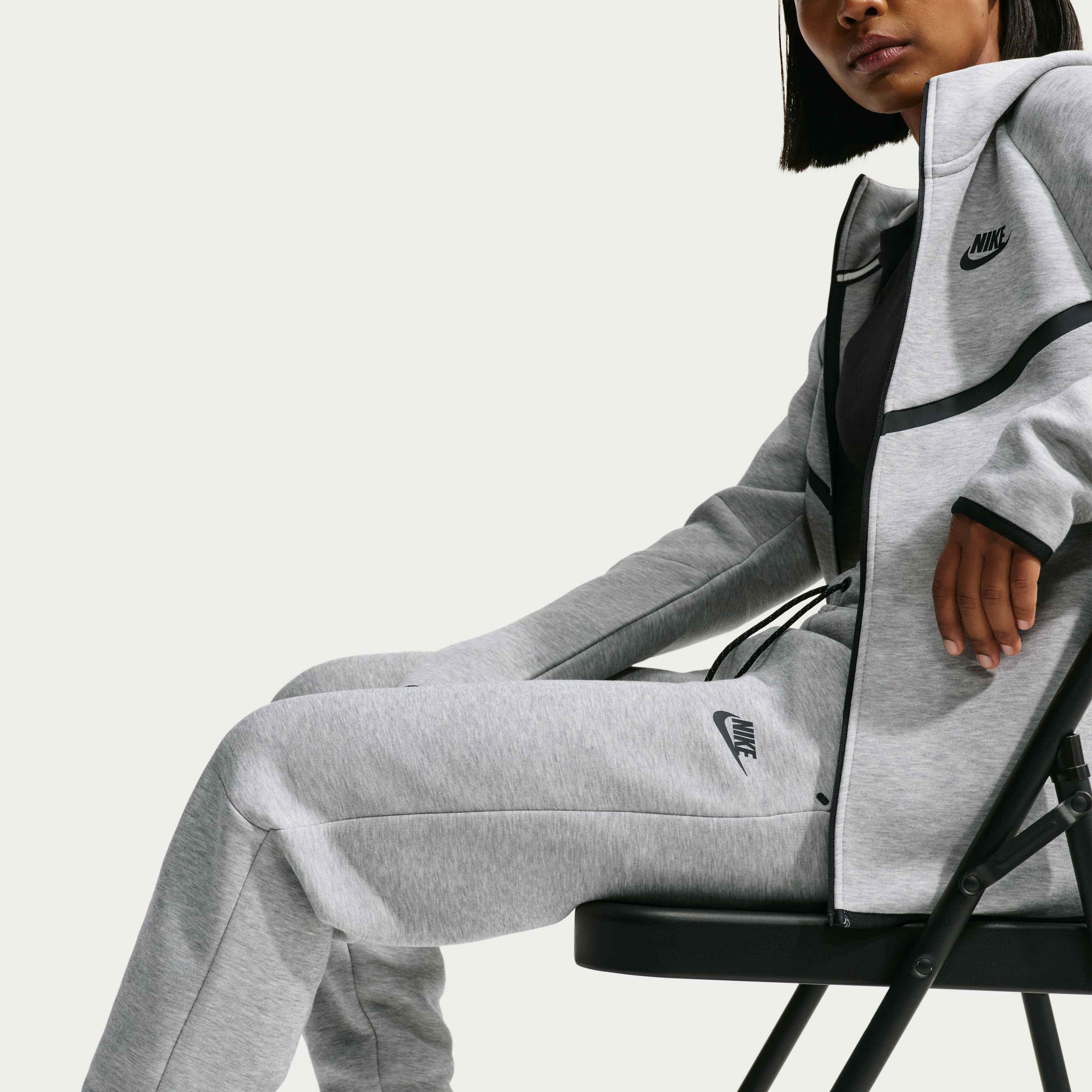 Nike Sportswear Tech Fleece image number 3
