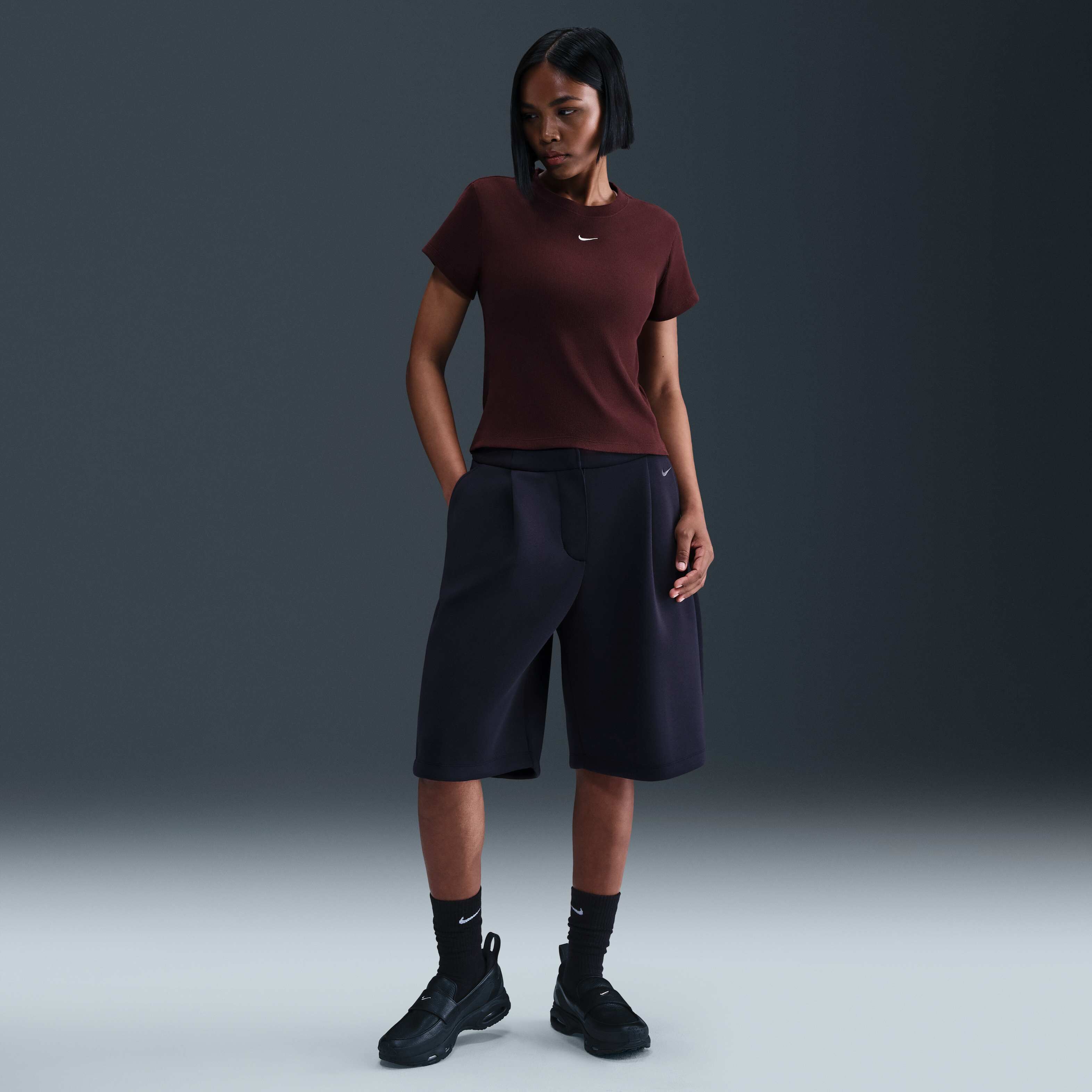 نايكي سبورتسوير image number 3