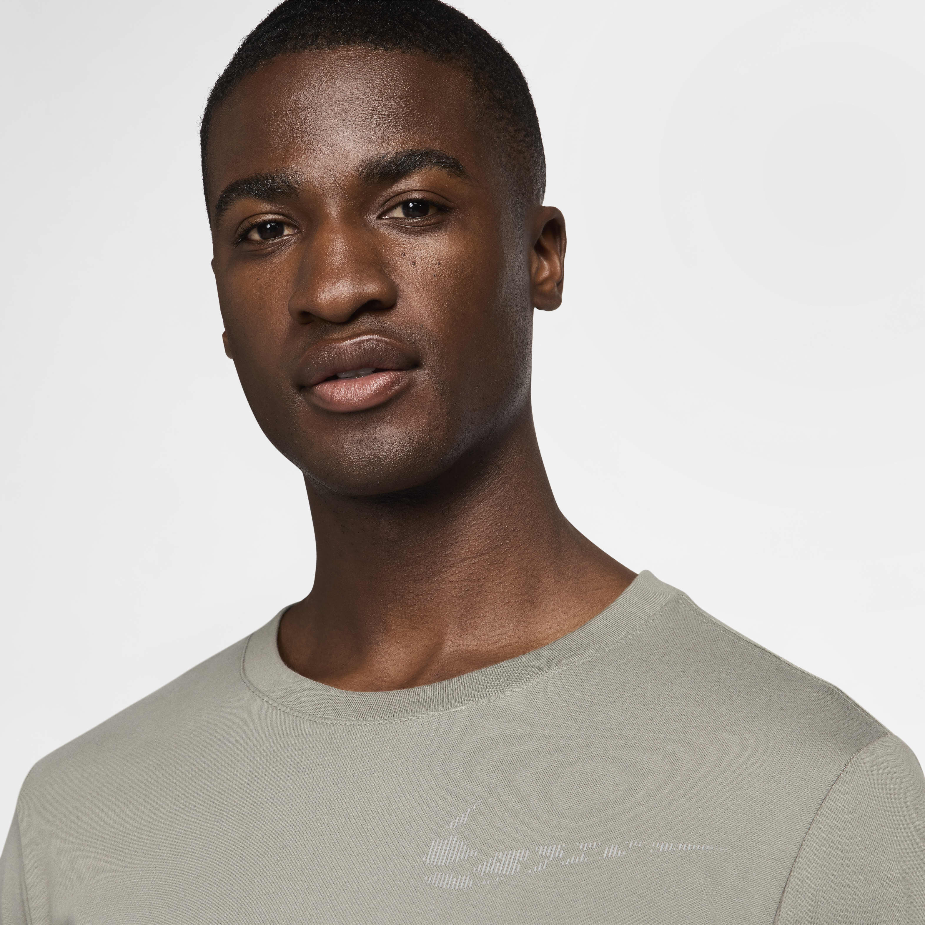 Nike Running Division image number 2