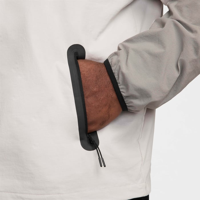 Nike Tech image number 5 Nike Tech image number 5