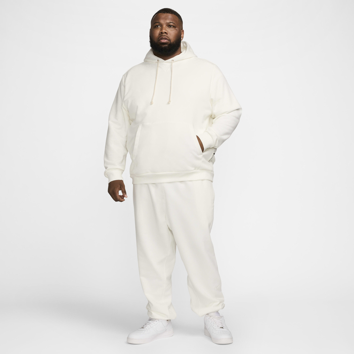 Nike Standard Issue image number 18 Nike Standard Issue image number 18