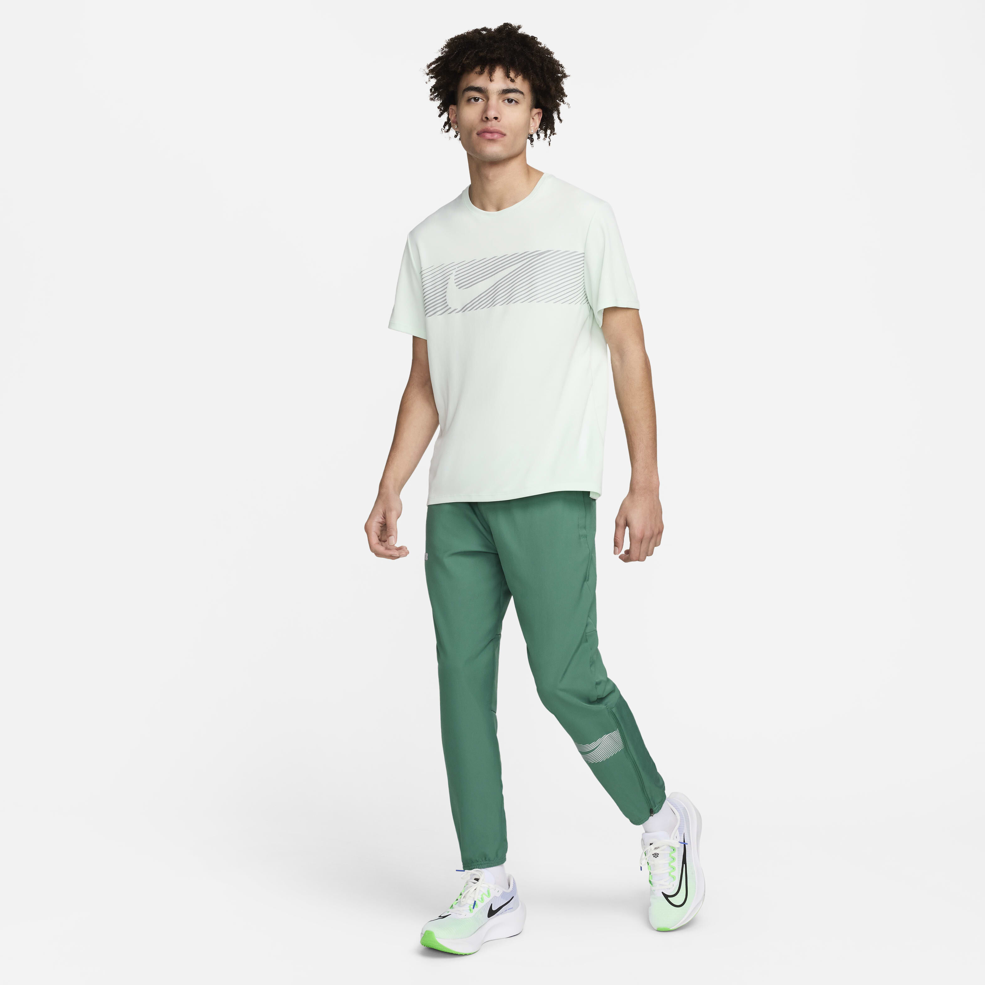 Nike Miler Flash image number 6