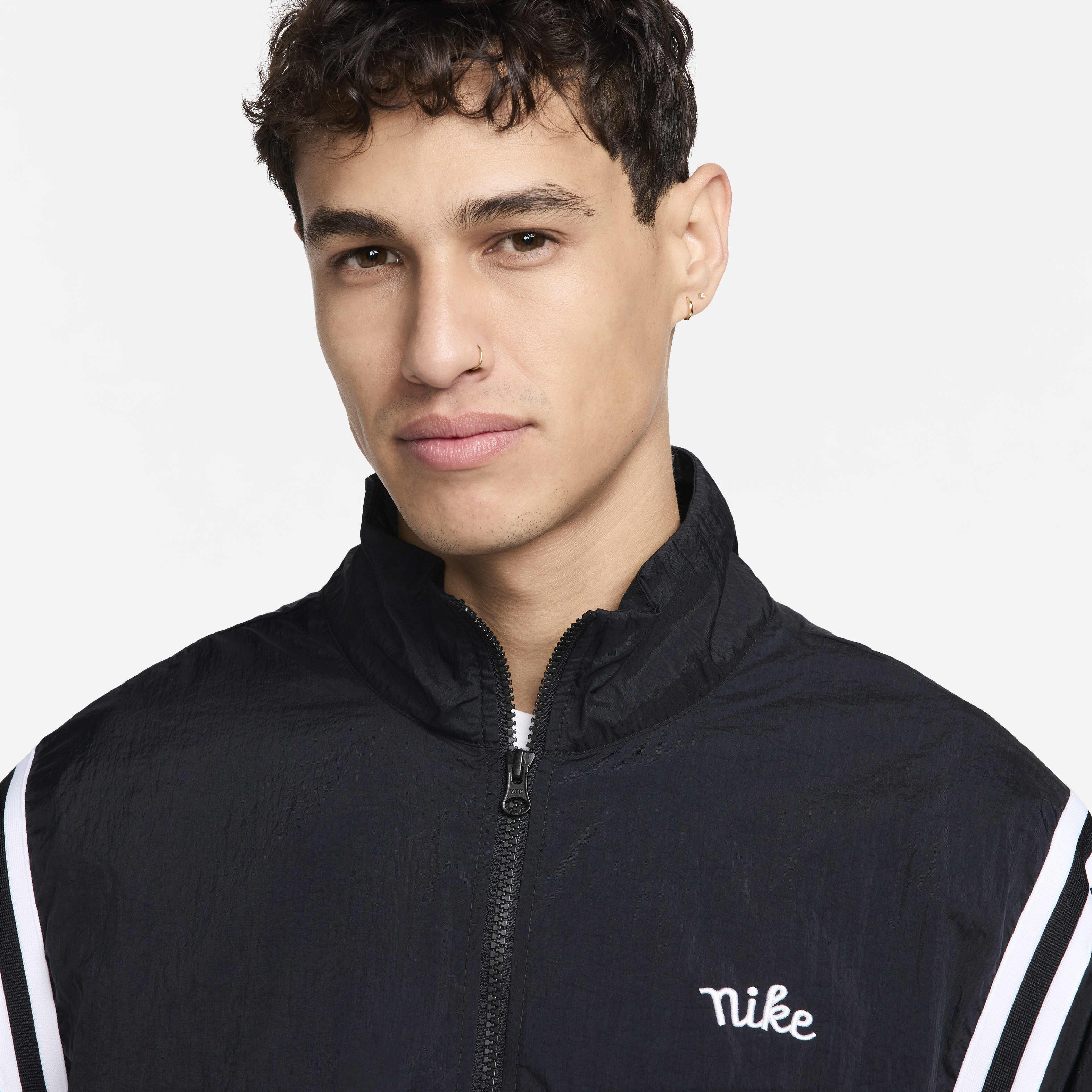Buy Nike DNA Crossover Men s Dri FIT Basketball Jacket Nike Saudi Official
